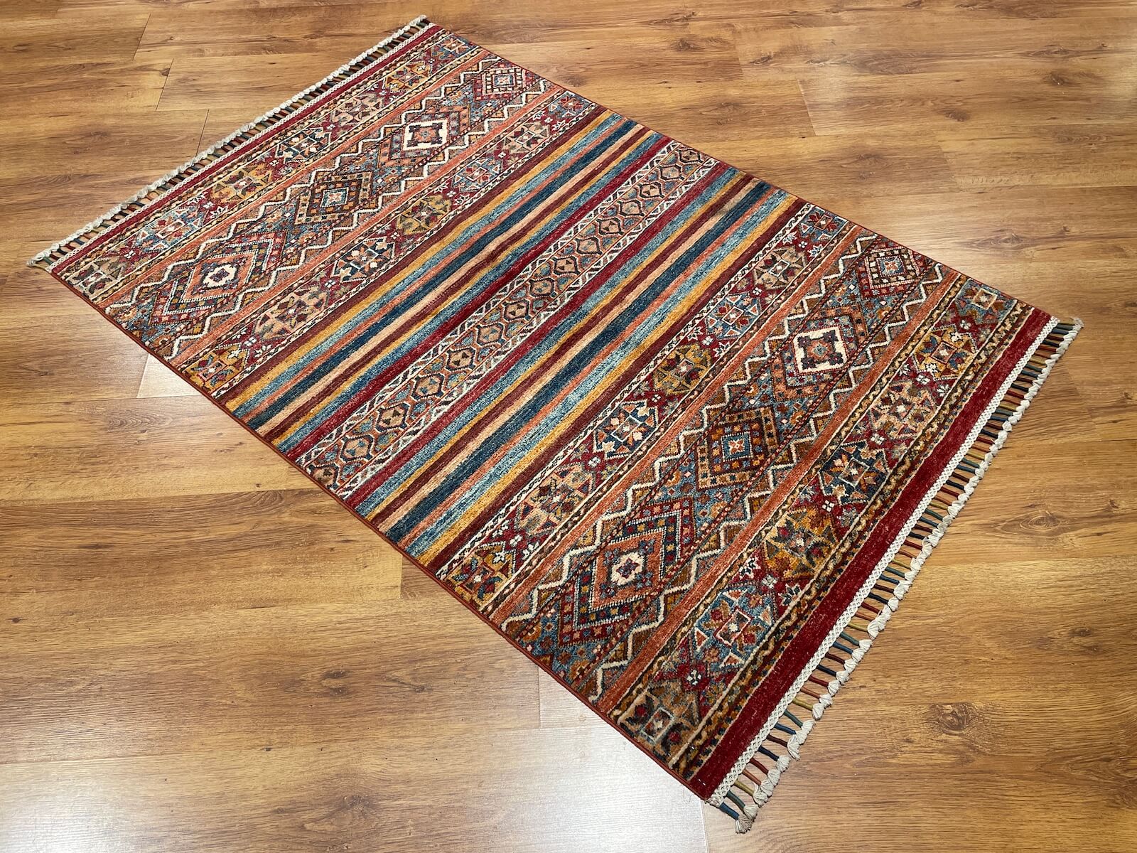 Afgan Binbirgece El Dokuma Halı