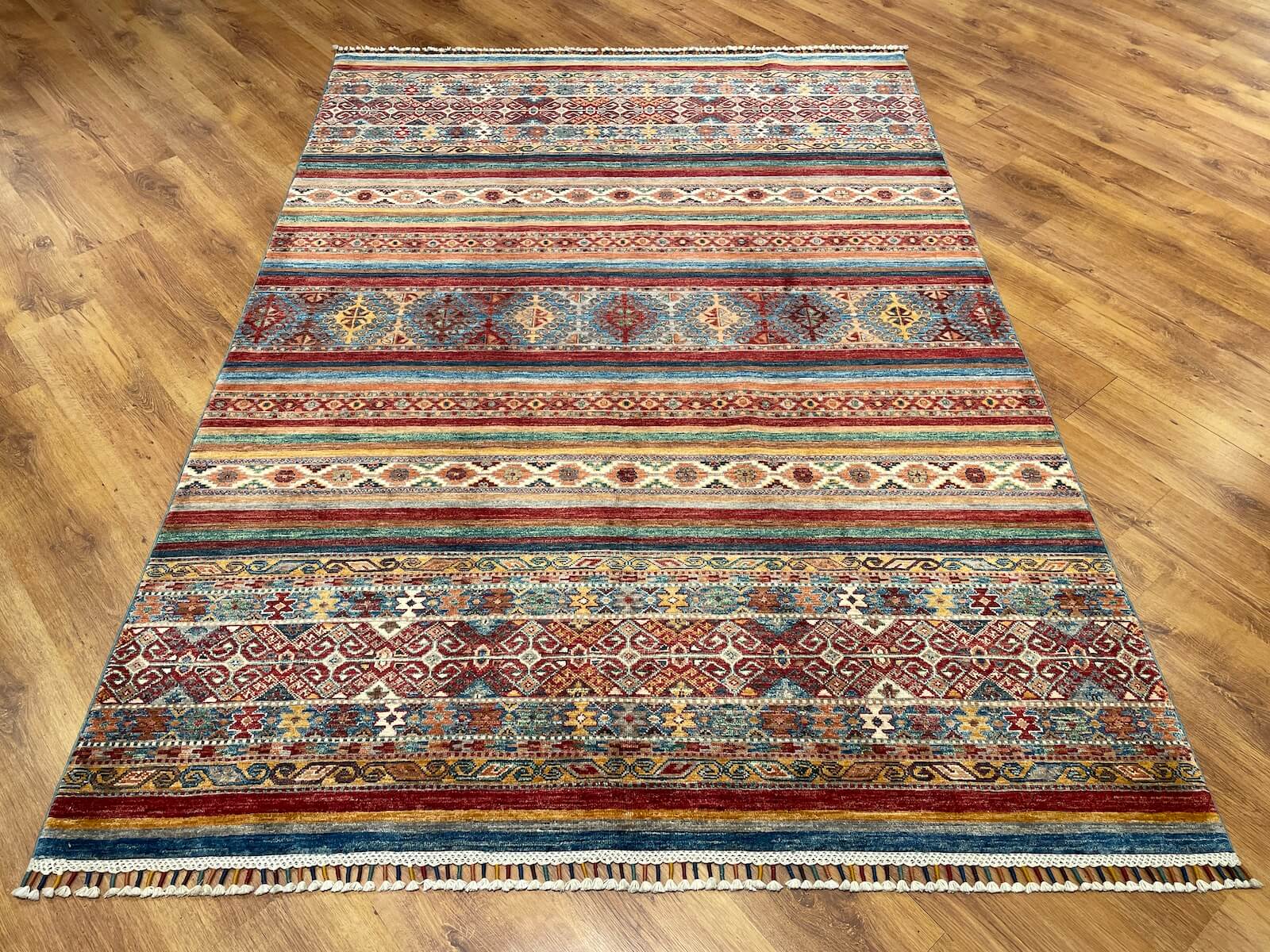 Afgan Binbirgece El Dokuma Halı