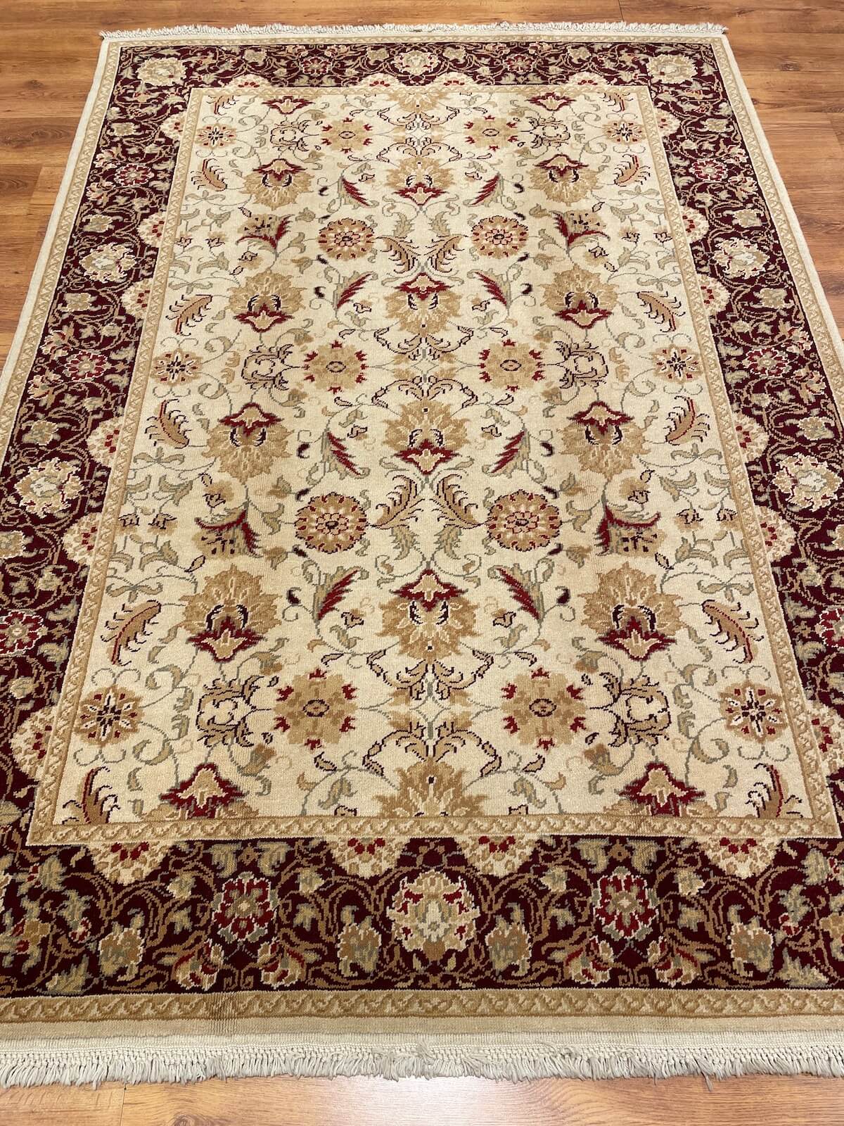 Angora Uşak El Dokuma Halı