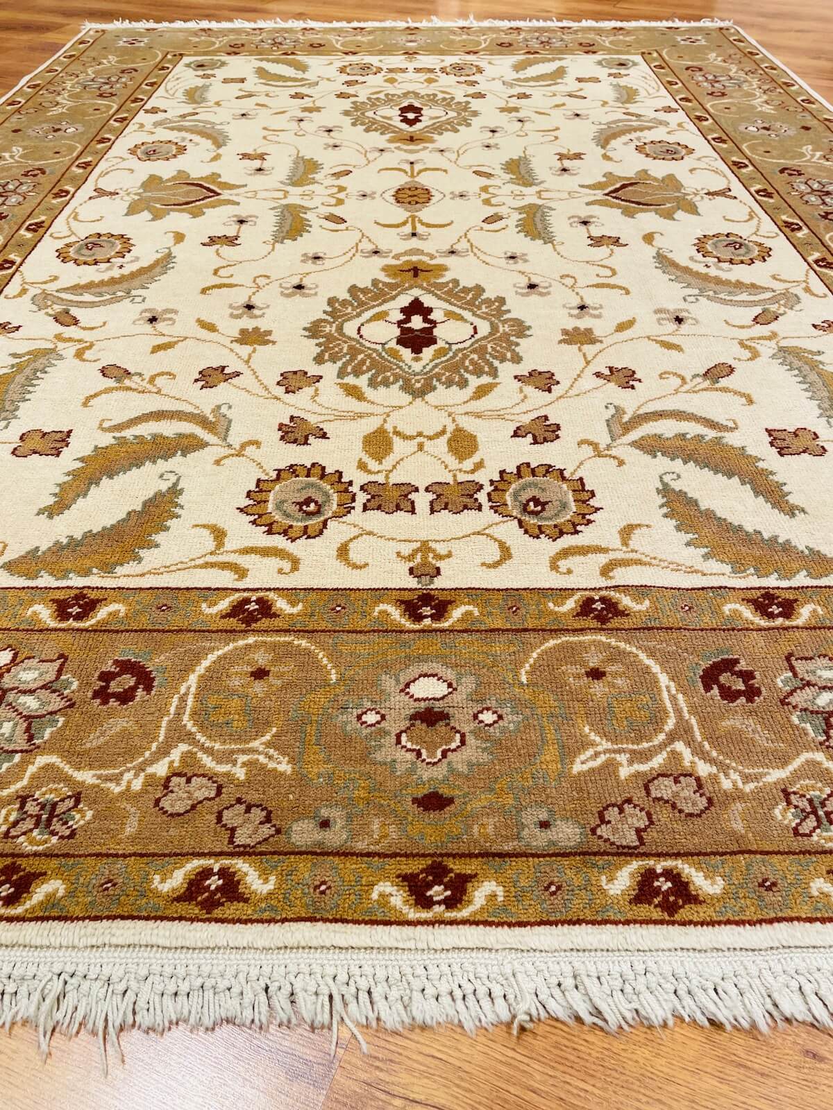 Angora Uşak El Dokuma Halı