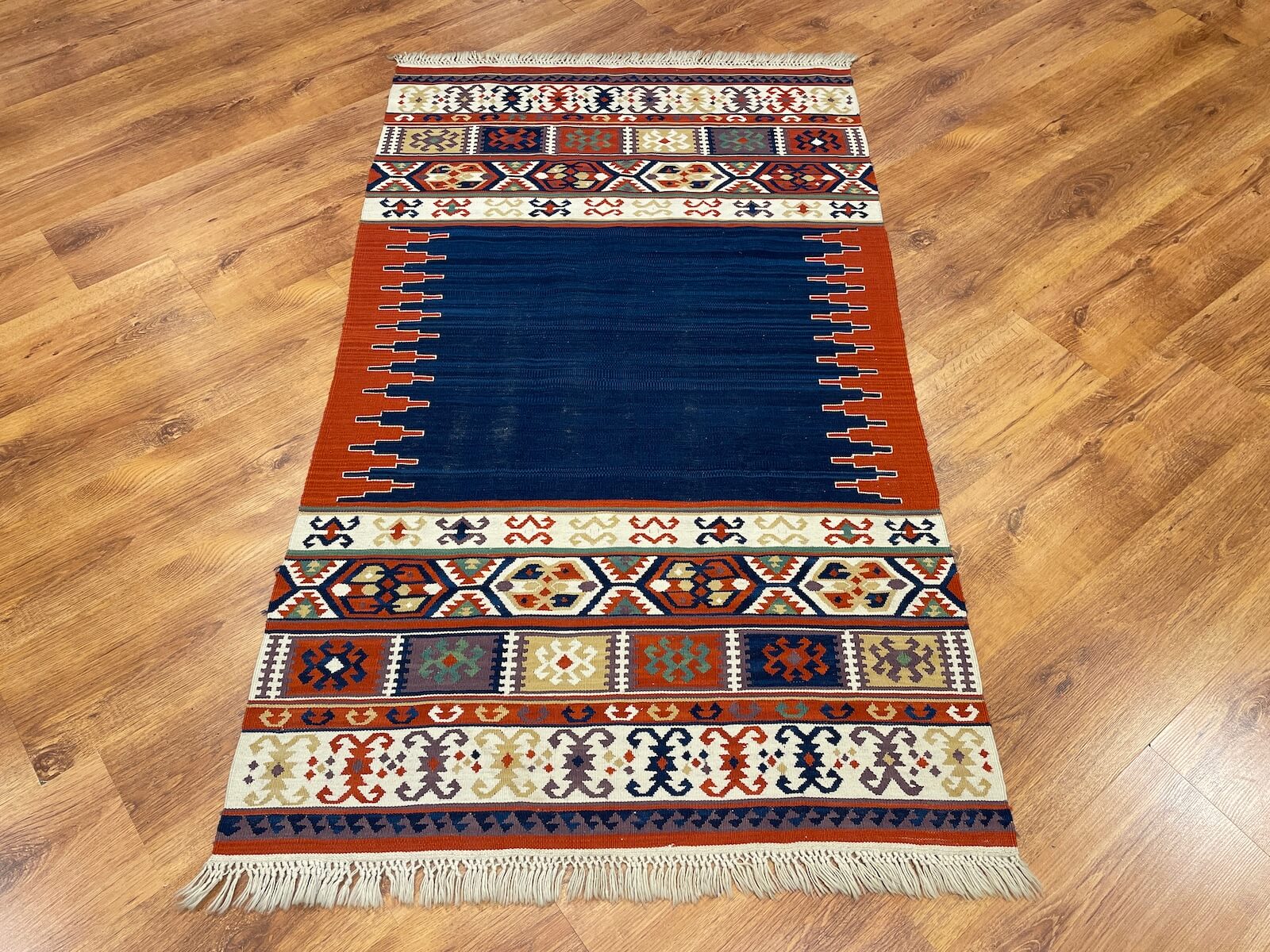 Antik Süper İnce El Dokuma Kilim