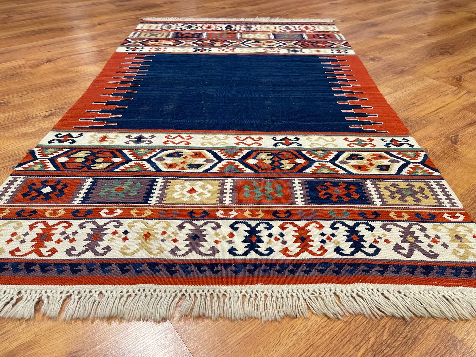 Antik Süper İnce El Dokuma Kilim