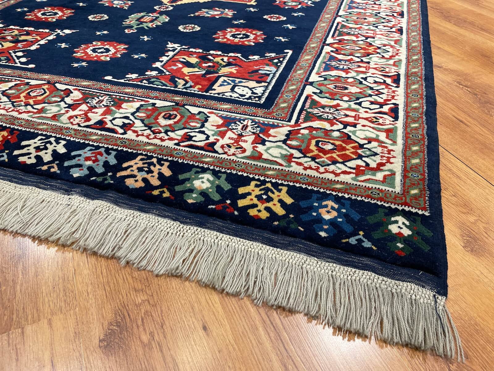 Antik Yörük El Dokuma Halı