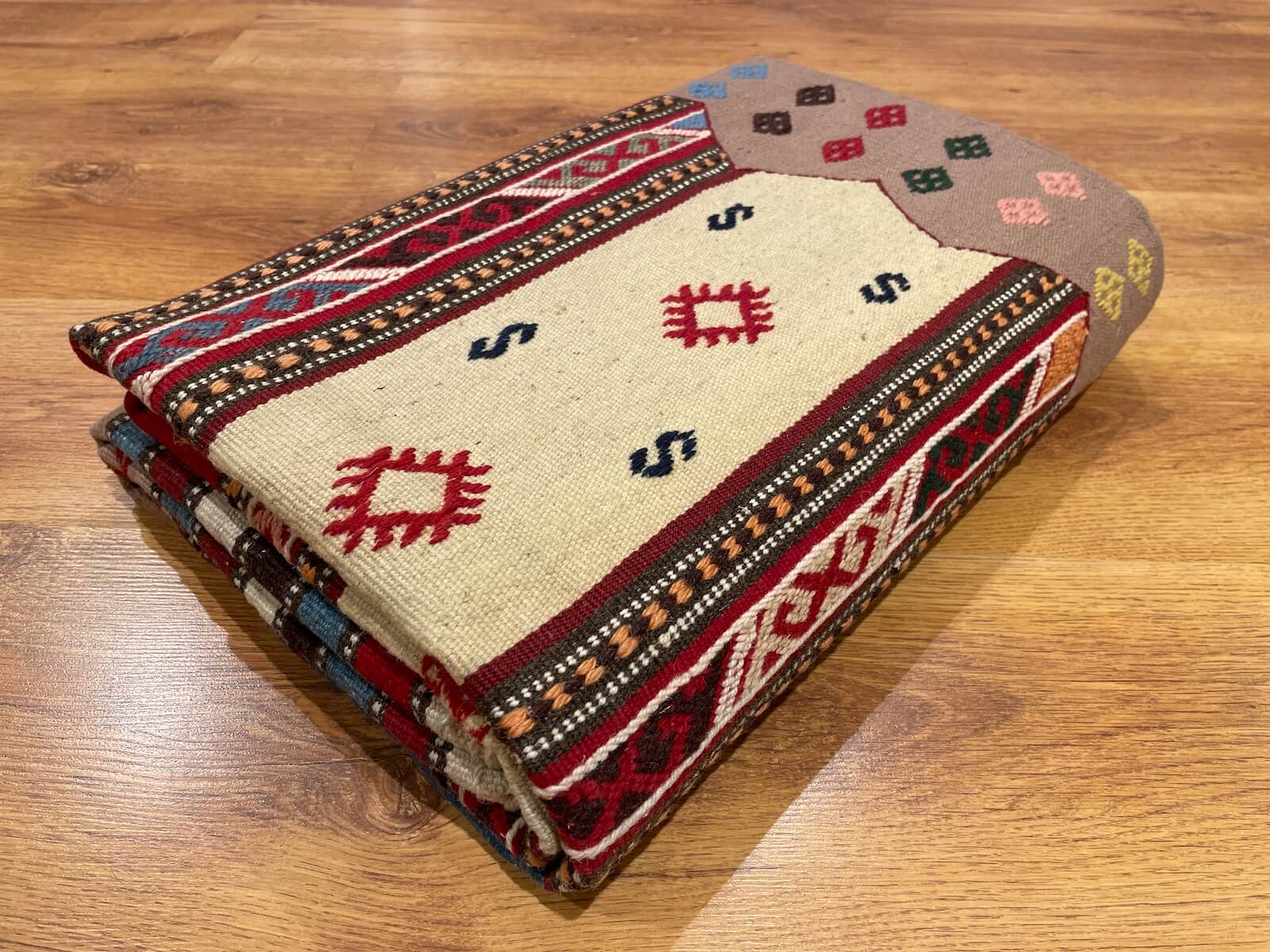 Bergama Cicim El Dokuma Kilim