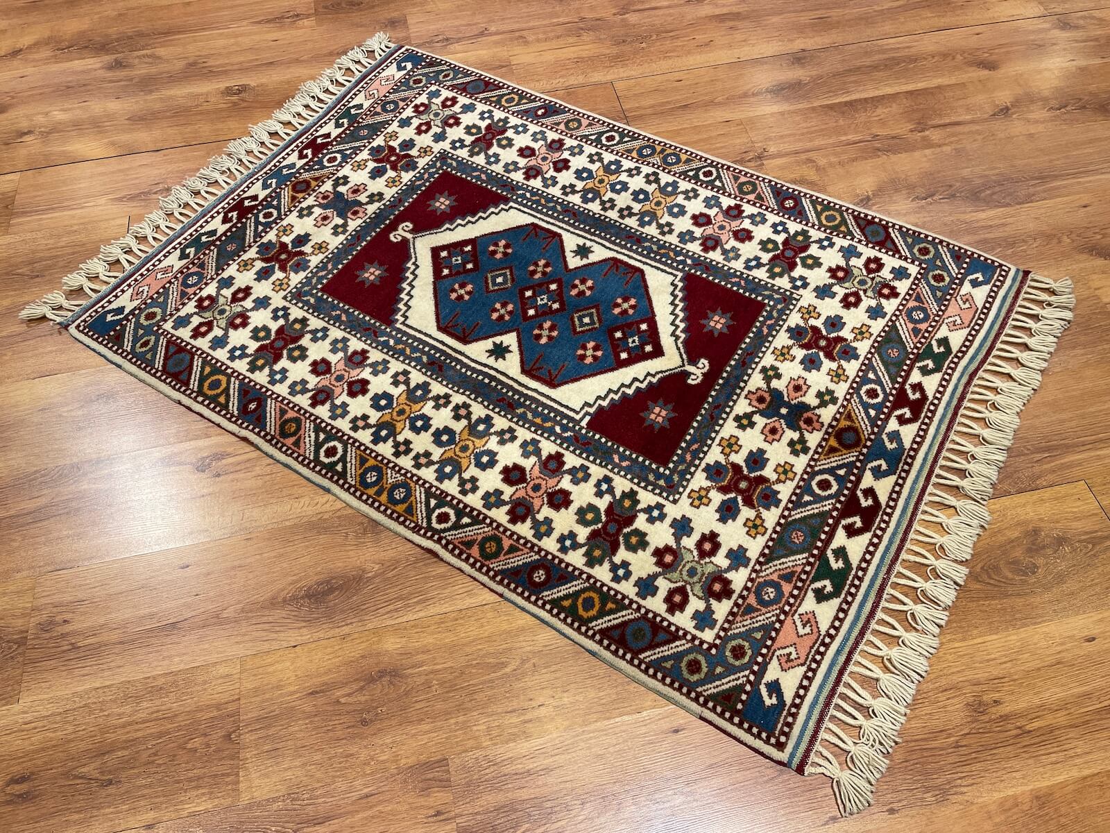 Çanakkale Yörük El Dokuma Halı