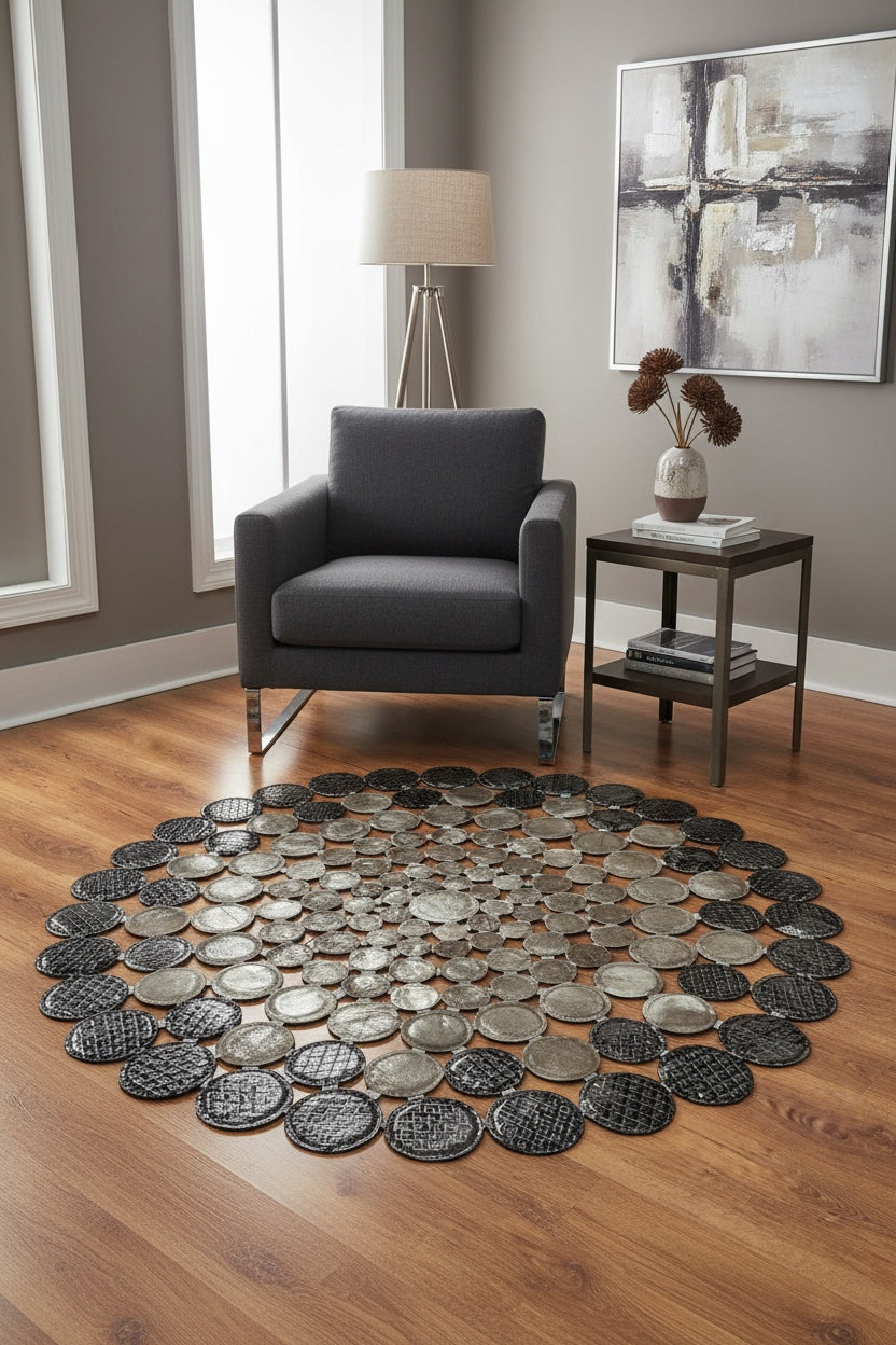 Puantiyeli Yuvarlak Orijinal Deri Halı