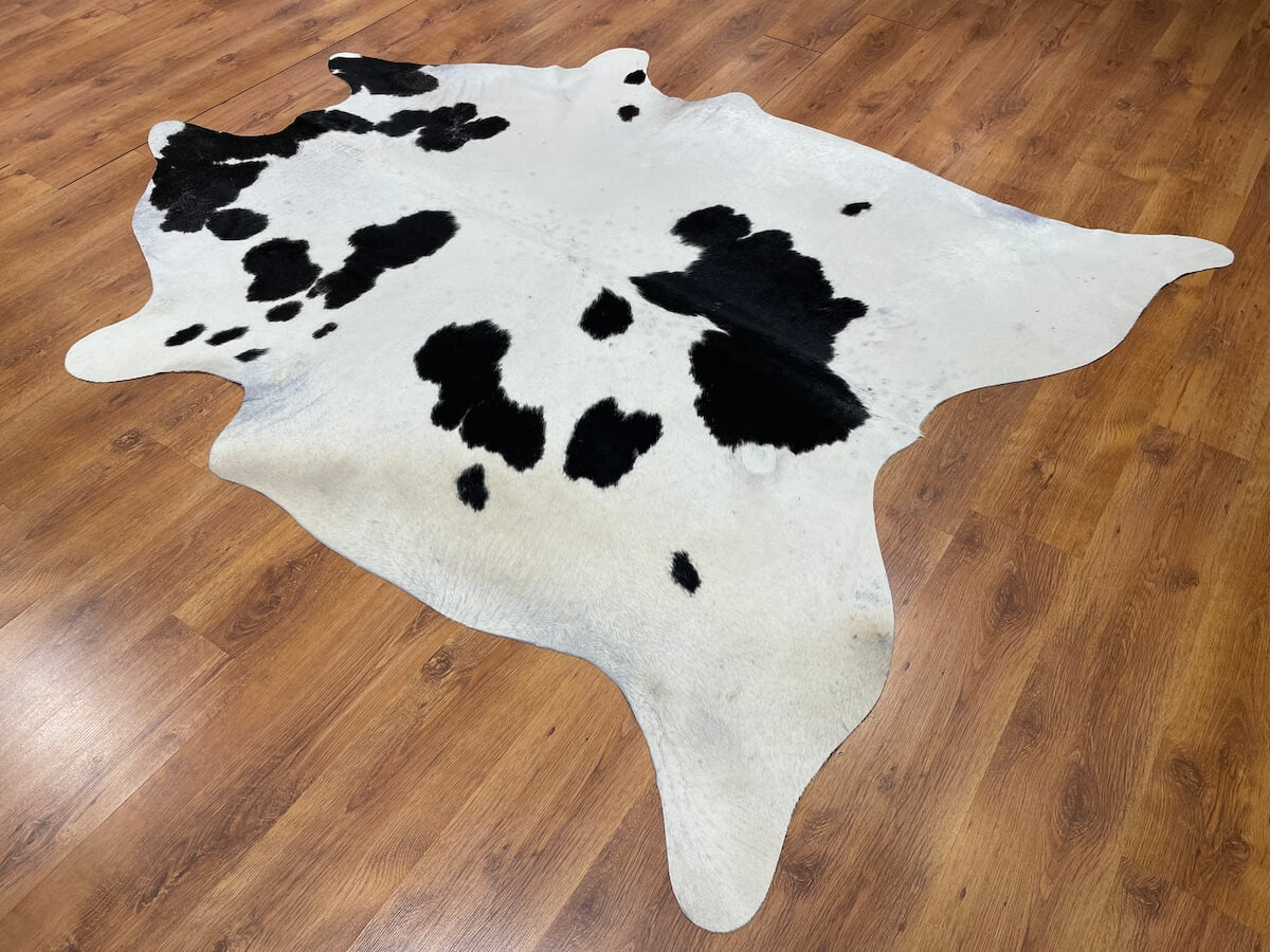 Arjantin Orijinal Deri Post Halı