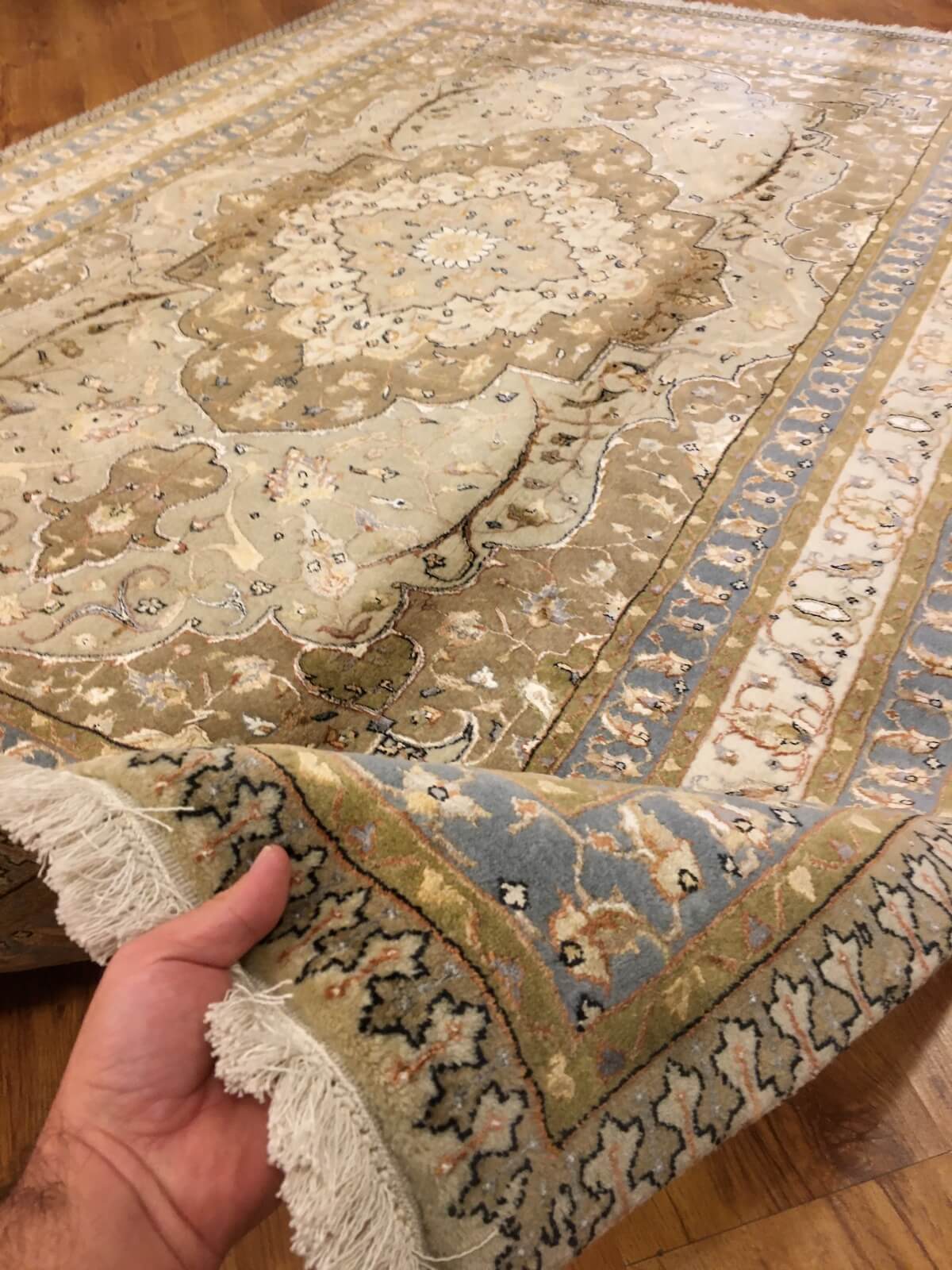 Enderun İpekli Uşak El Dokuma Halı