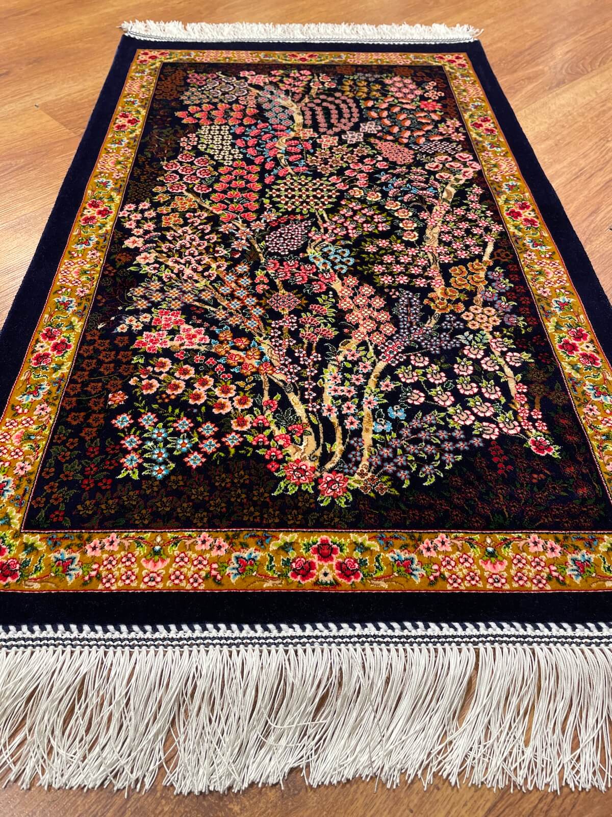 Hayat Ağacı Desenli Tablo Bambu Halı