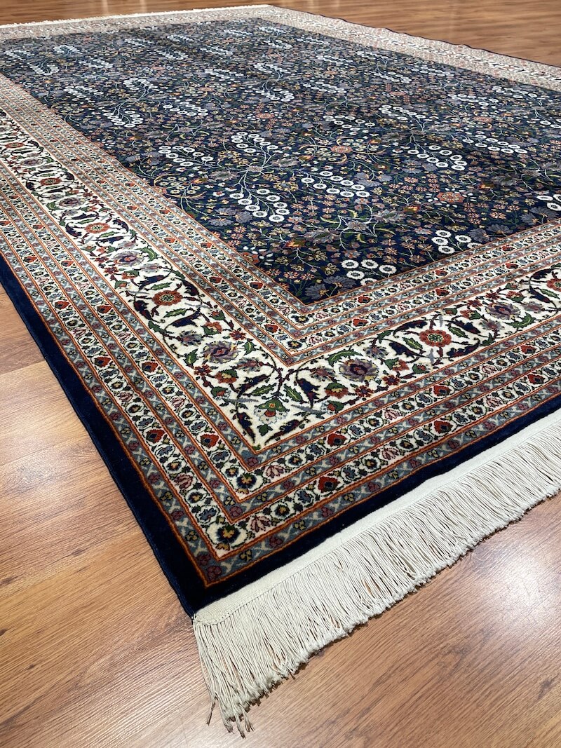 Hereke Yedidağın Çiçeği Lacivert El Dokuma Halı