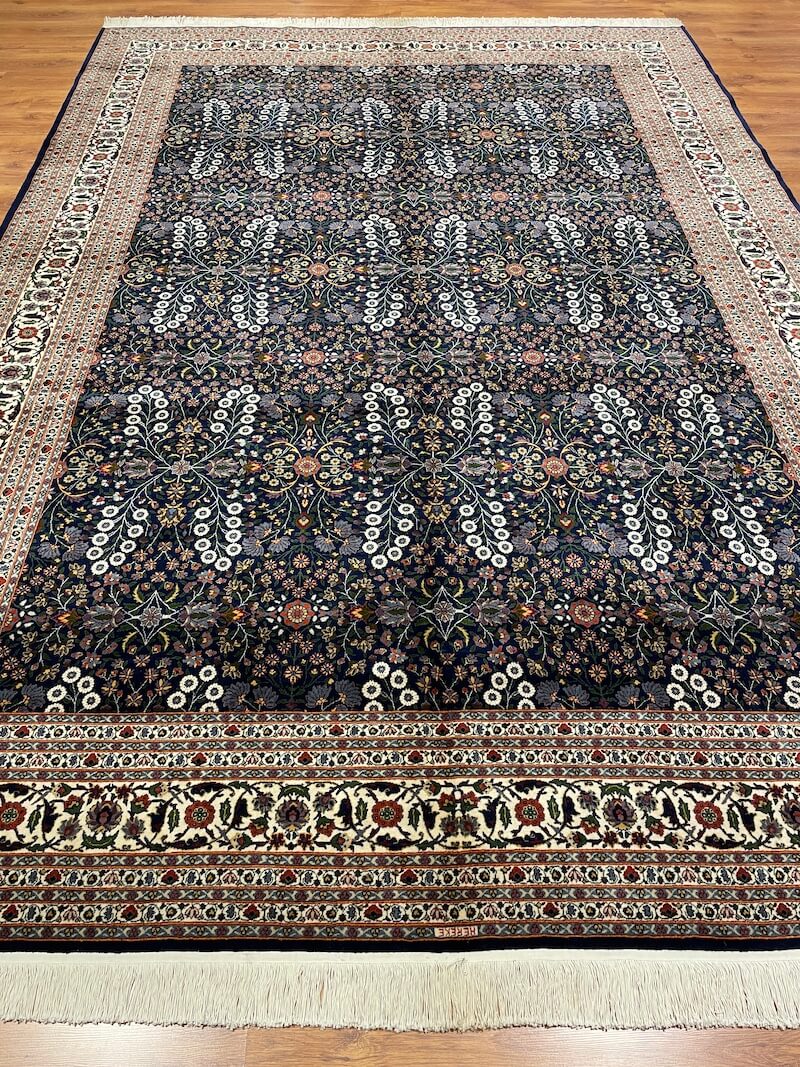 Hereke Yedidağın Çiçeği Lacivert El Dokuma Halı