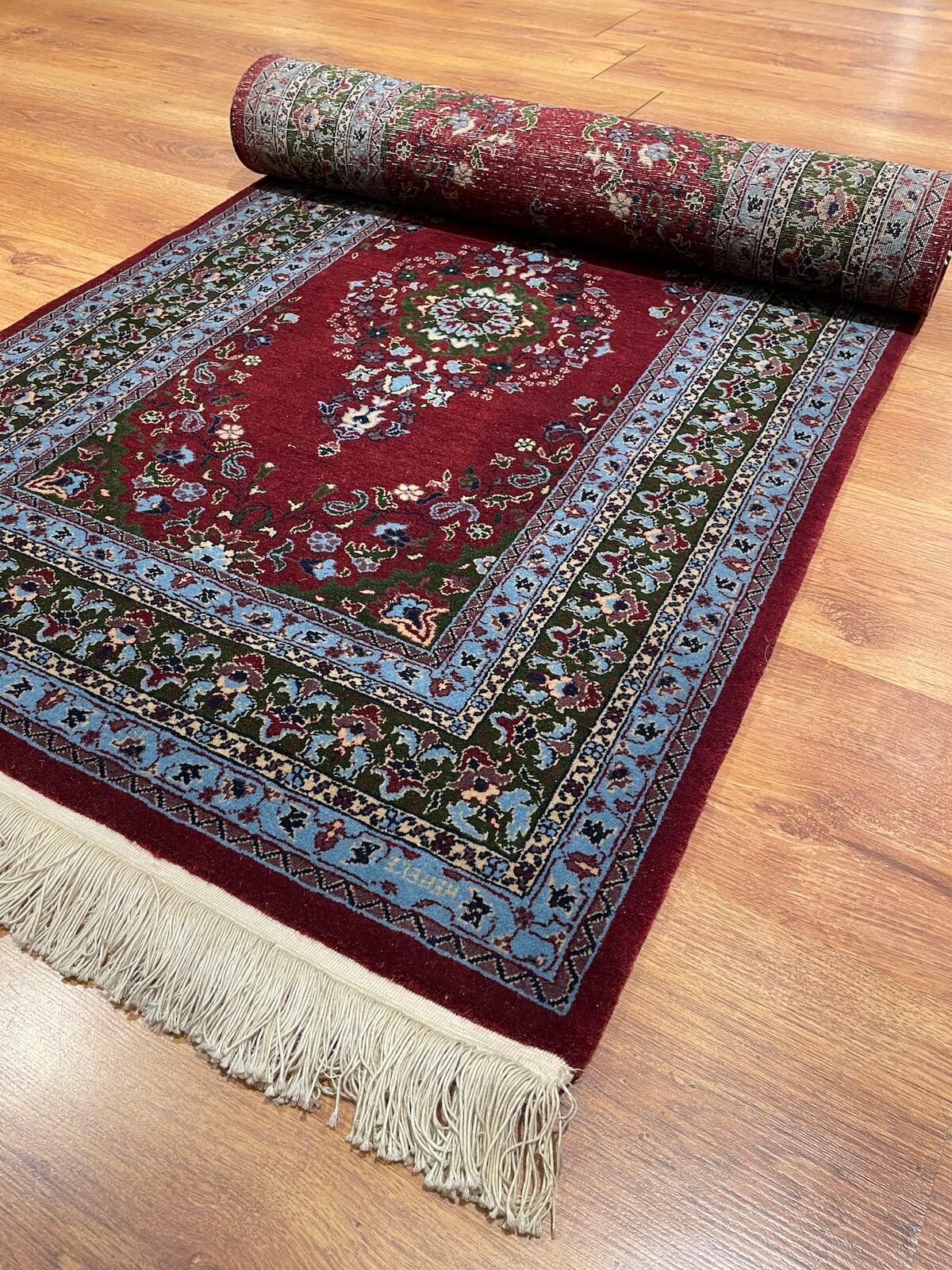 Hereke Madalyonlu Bordo El Dokuma Halı Yolluk