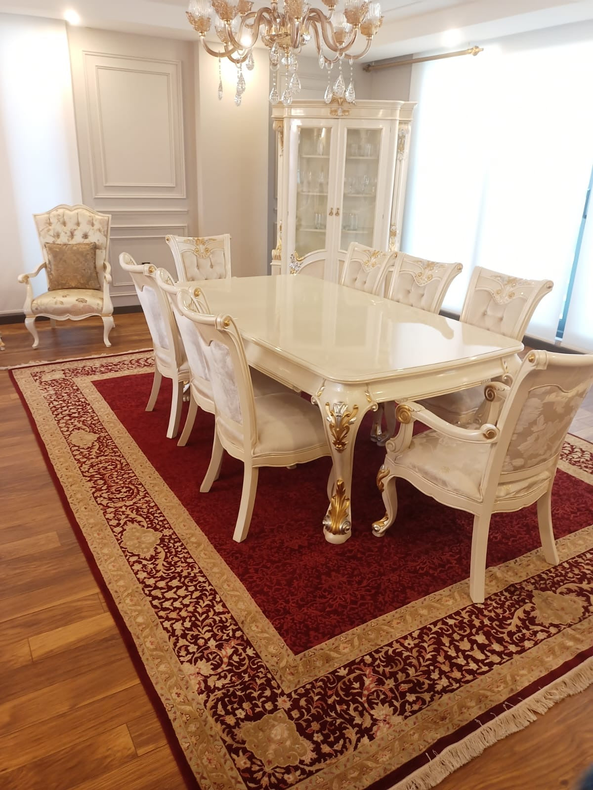 Hürrem İpekli Uşak El Dokuma Halı