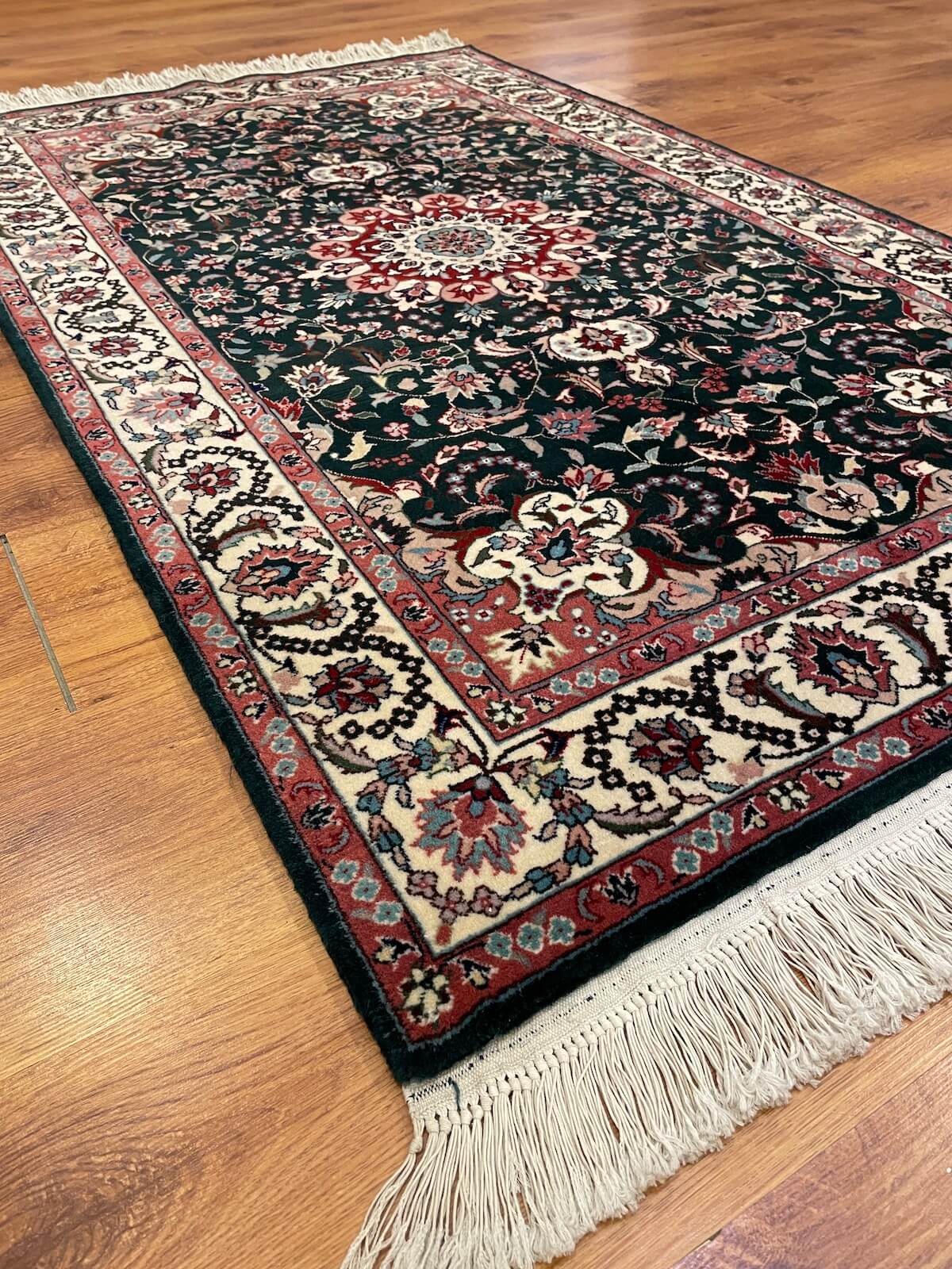 İran İsfahan El Dokuma Halı