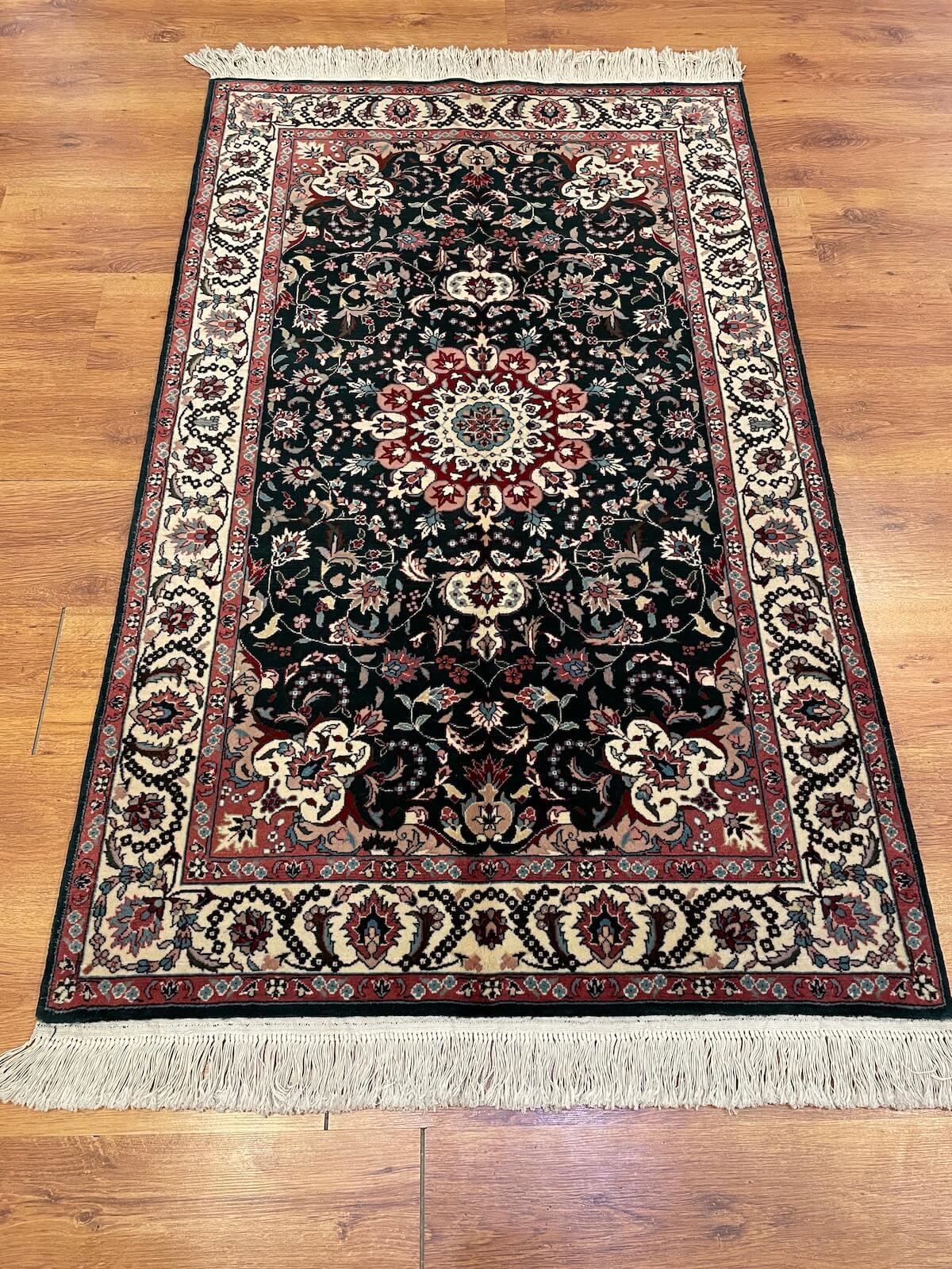 İran İsfahan El Dokuma Halı