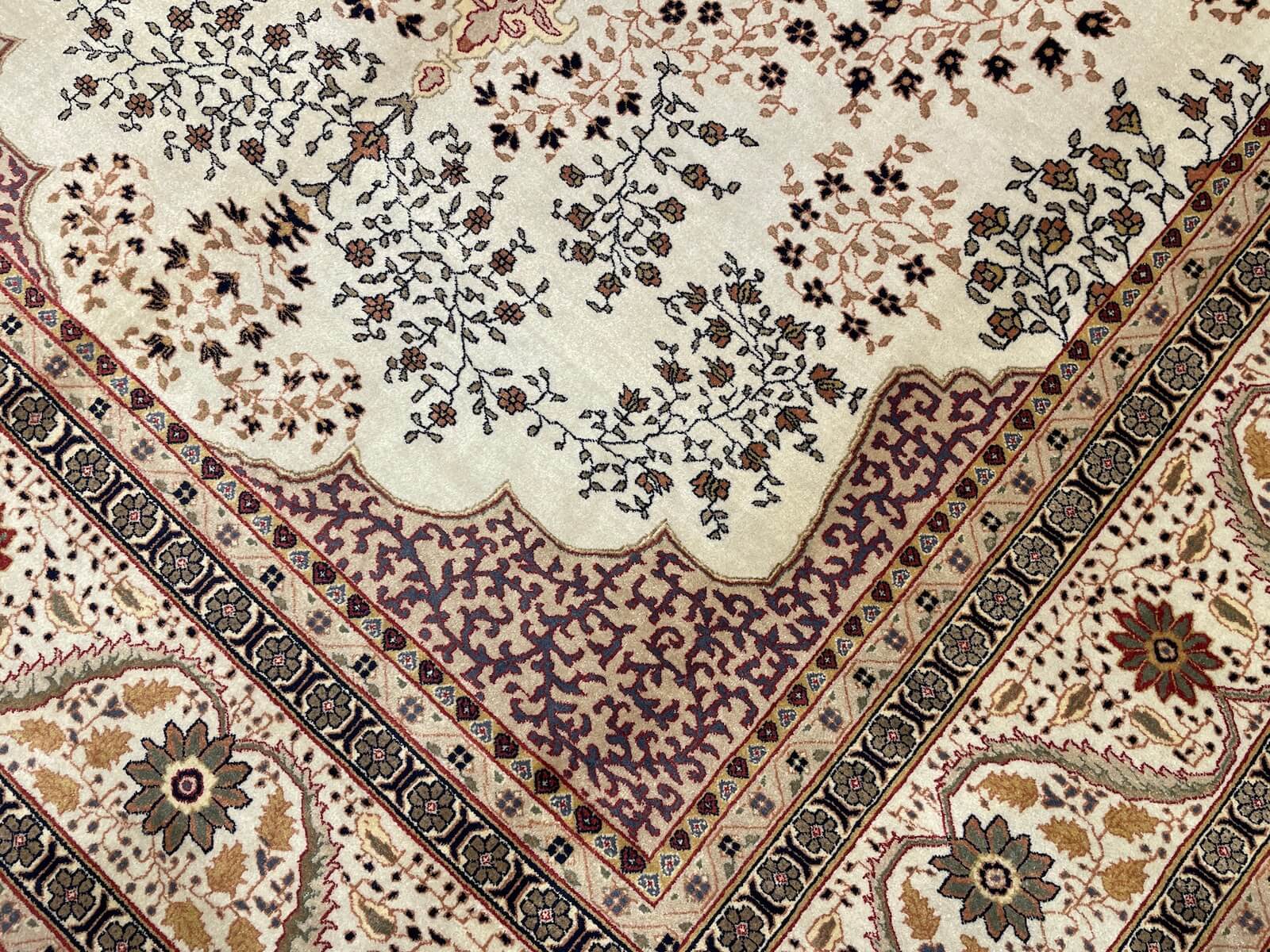 İran Saruk El Dokuma Halı