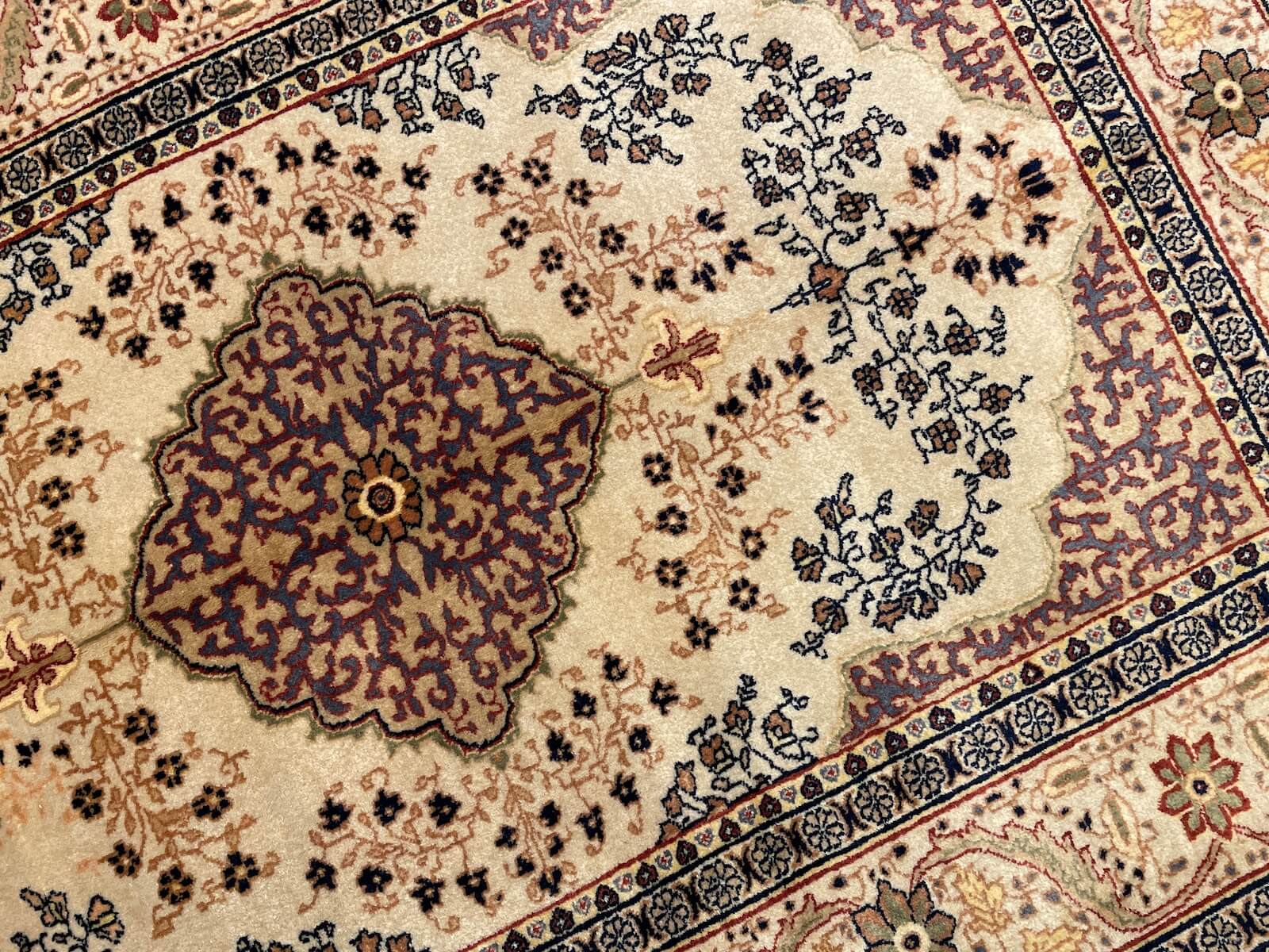 İran Saruk El Dokuma Halı