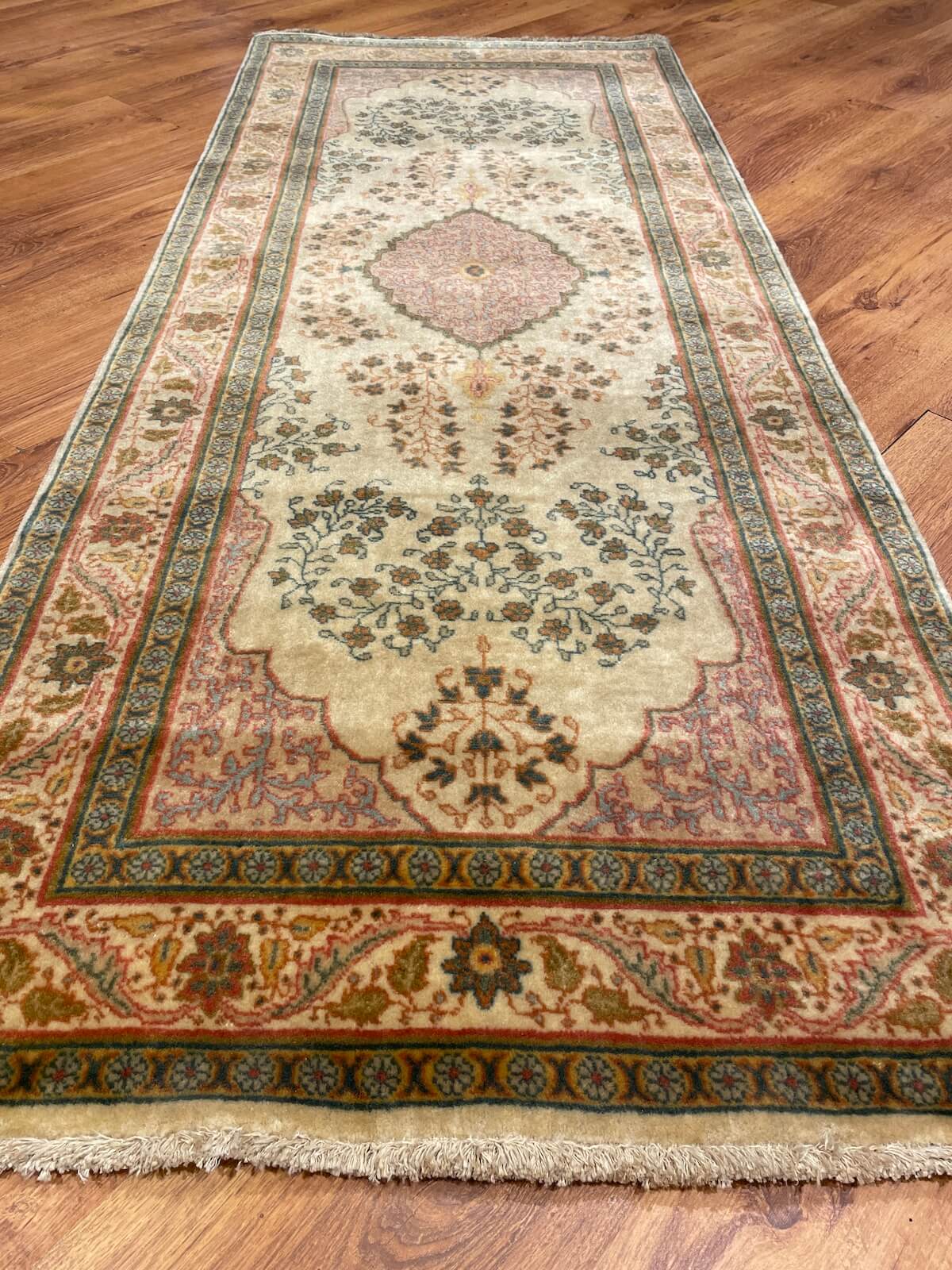 İran Saruk El Dokuma Halı Yolluk