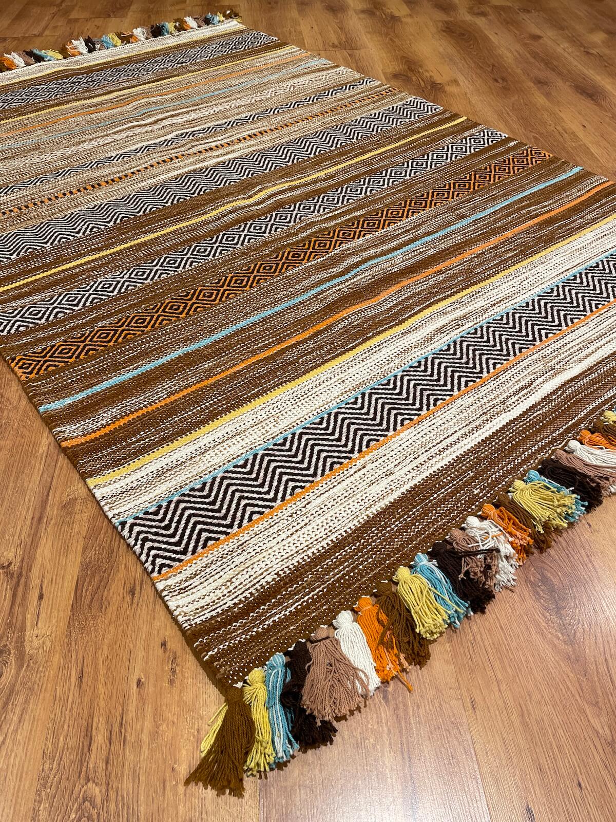 İskandinav Kilim 02 Fildişi