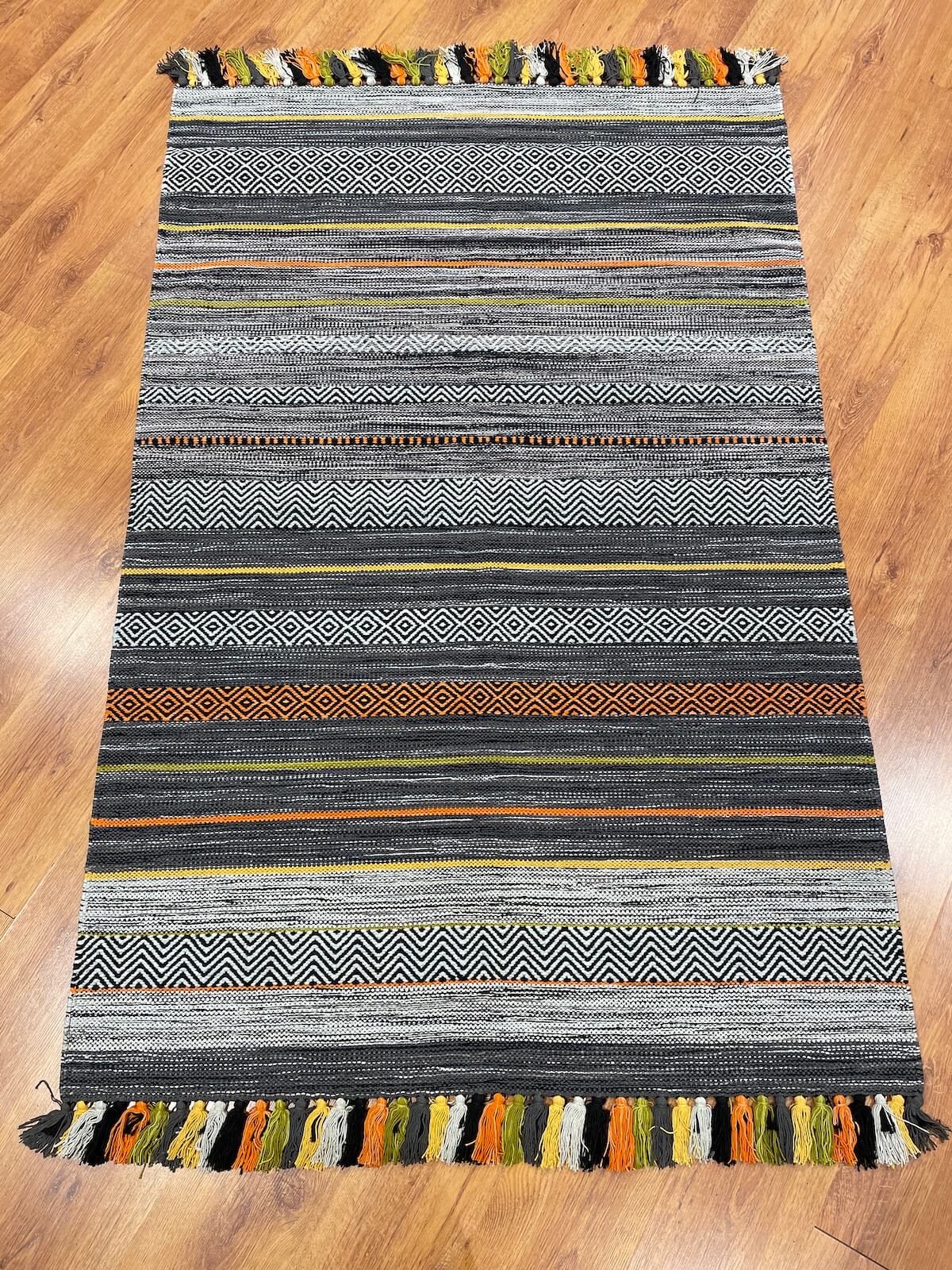 İskandinav Kilim 02 Gri