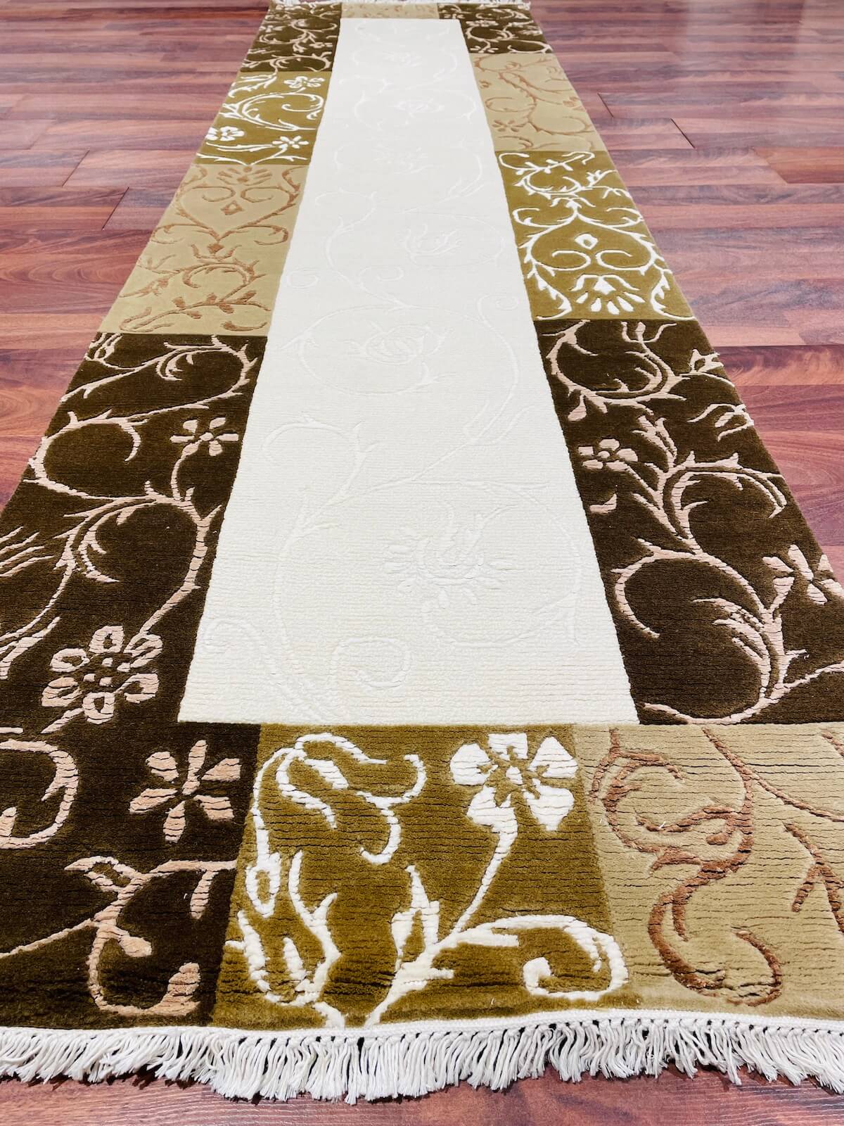 Kaftan Serisi Nepal El Dokuma Halı Yolluk