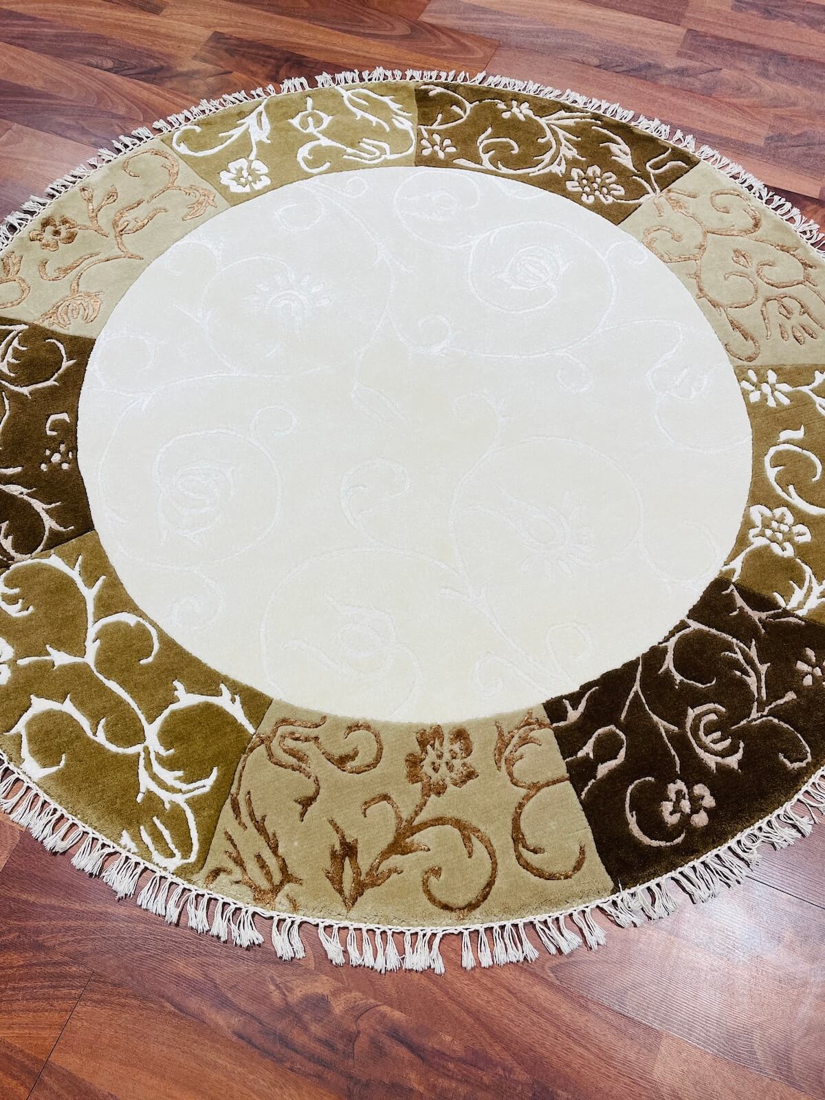 Kaftan Serisi Nepal Yuvarlak El Dokuma Halı