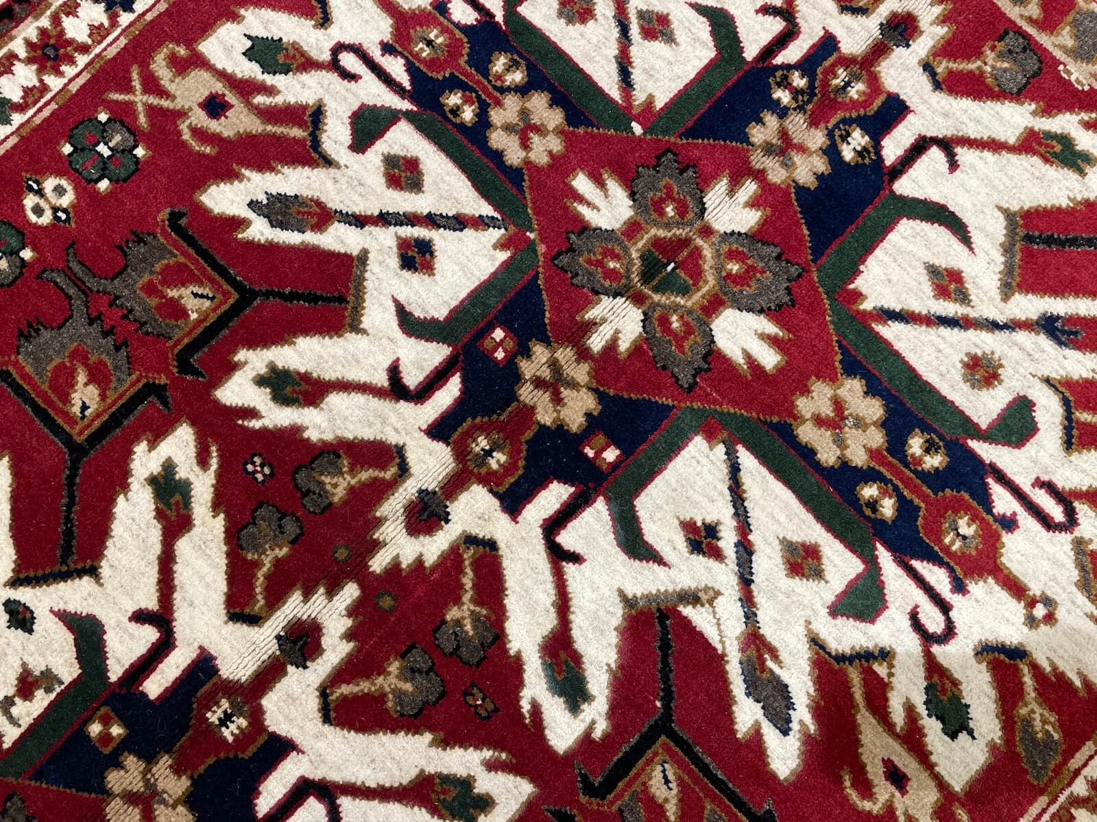 Kars El Dokuma Halı