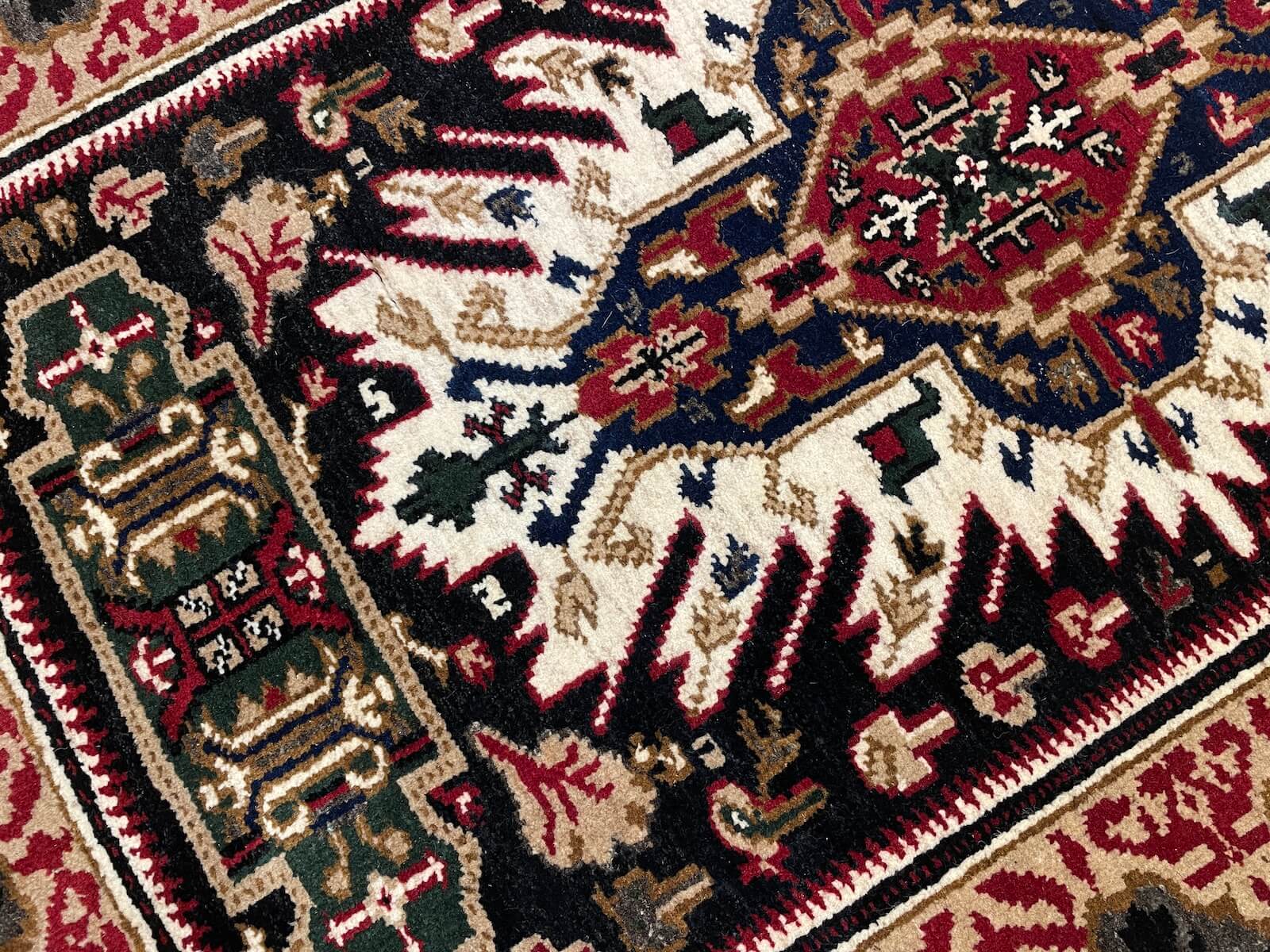 Kars El Dokuma Halı Yolluk