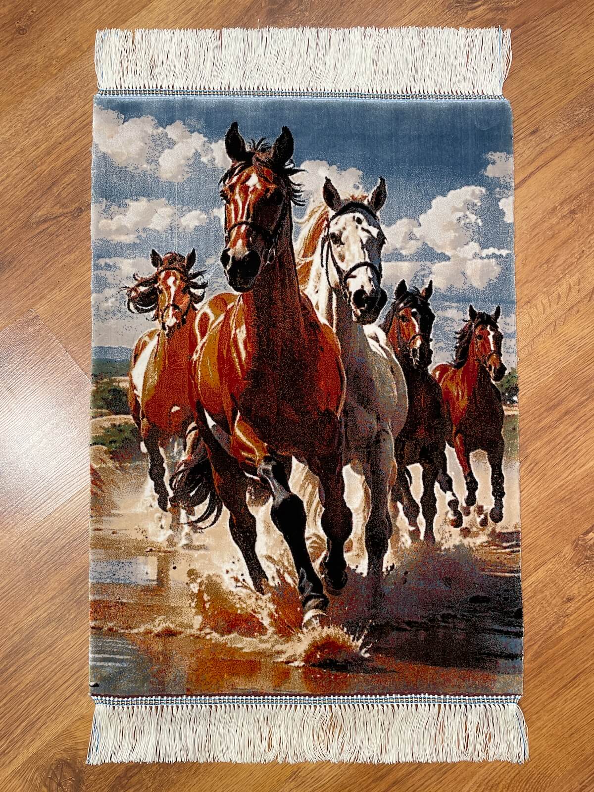 Koşan At Desenli Tablo Bambu Halı