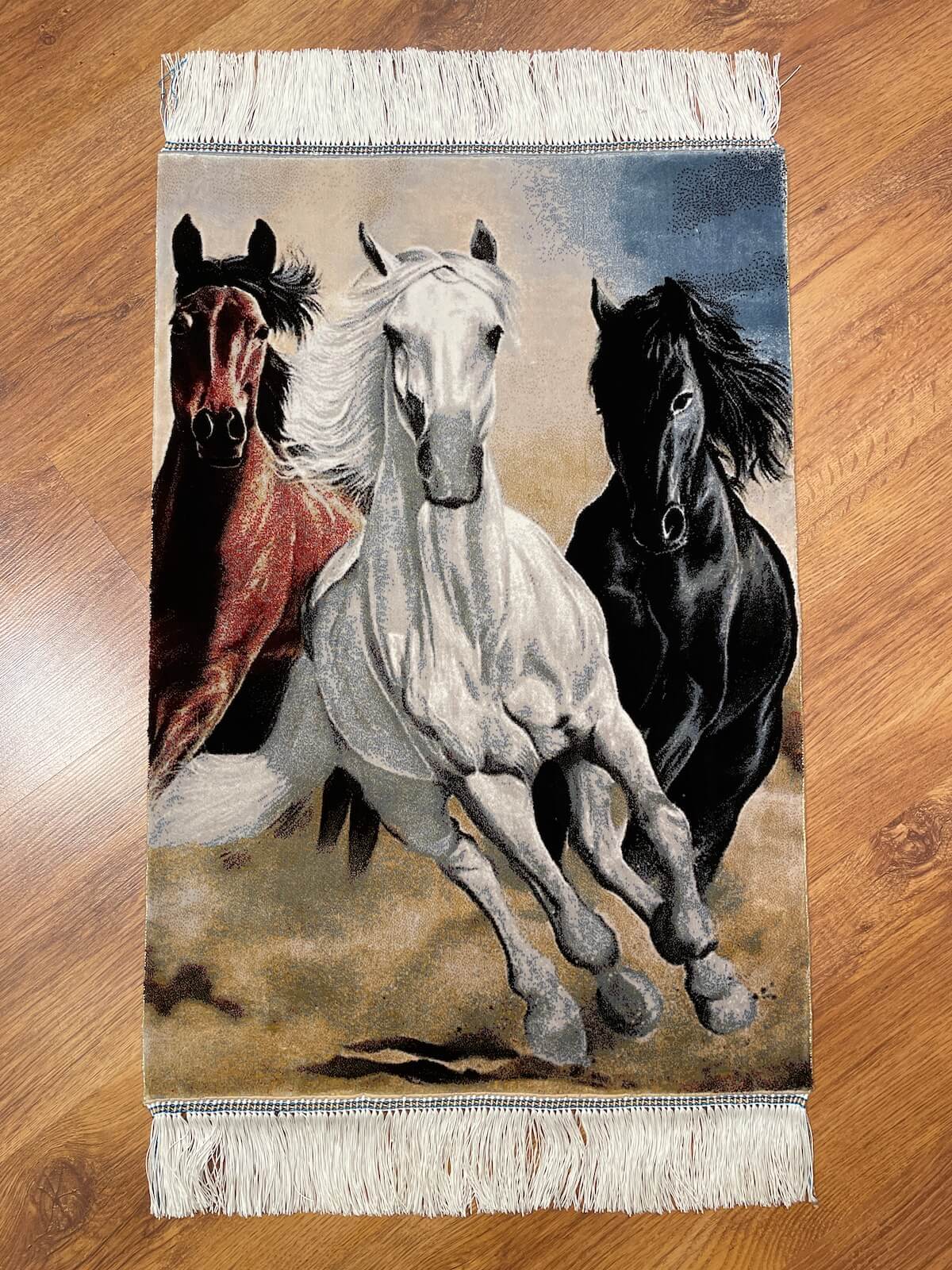 Koşan At Desenli Tablo Bambu Halı