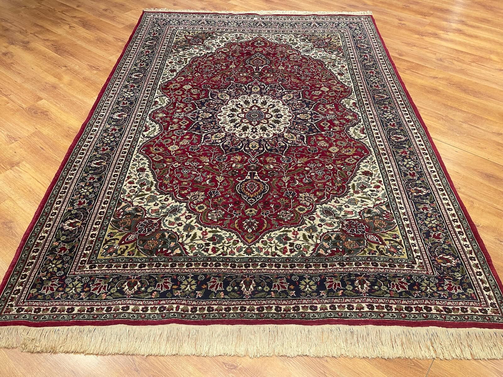 Ladik El Dokuma Halı