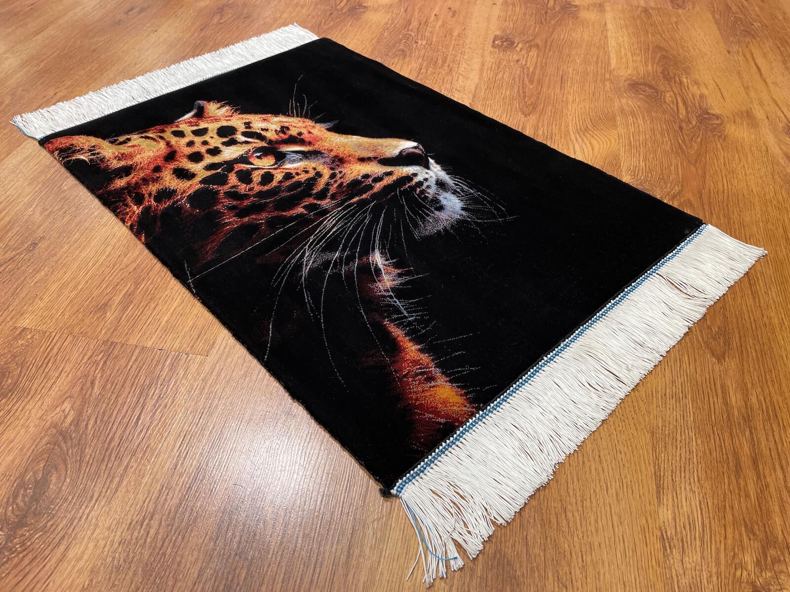 Leopar Desenli Tablo Bambu Halı