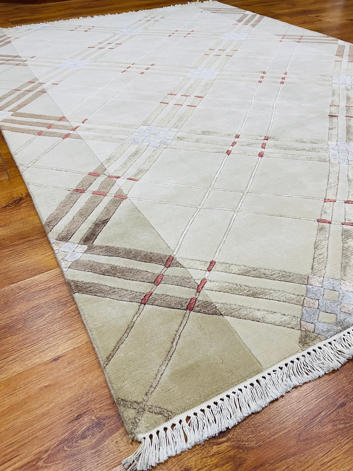 London Serisi Nepal El Dokuma Halı