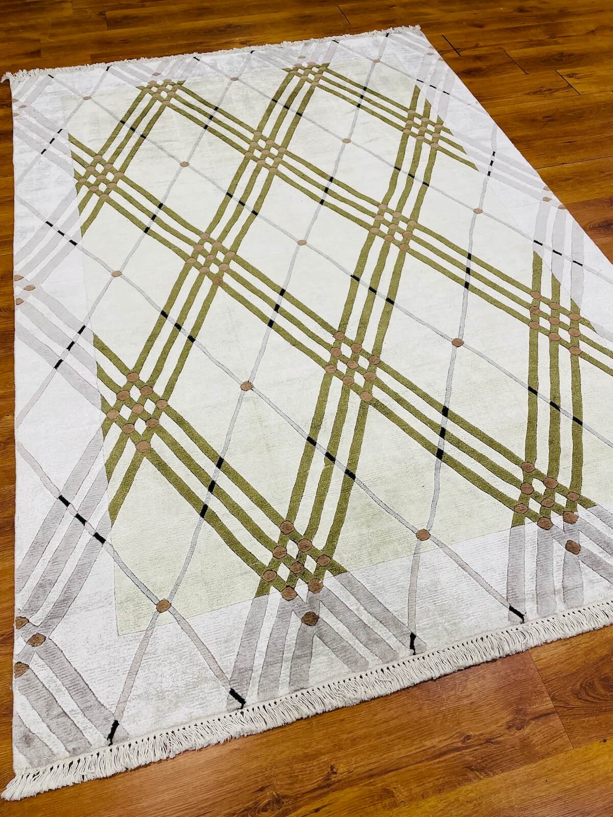 London Serisi Nepal El Dokuma Halı