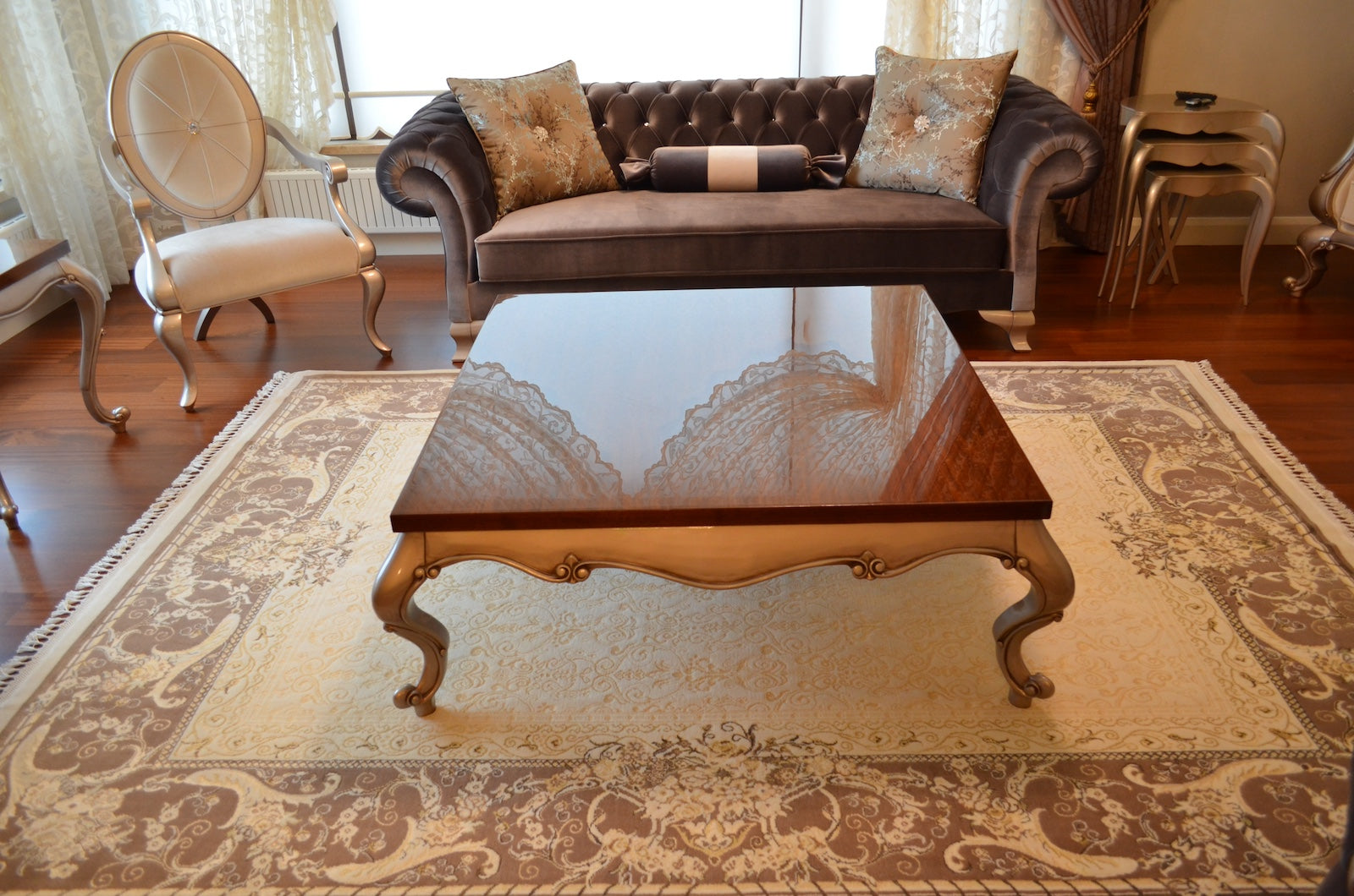 Mahidevran İpekli Uşak El Dokuma Halı