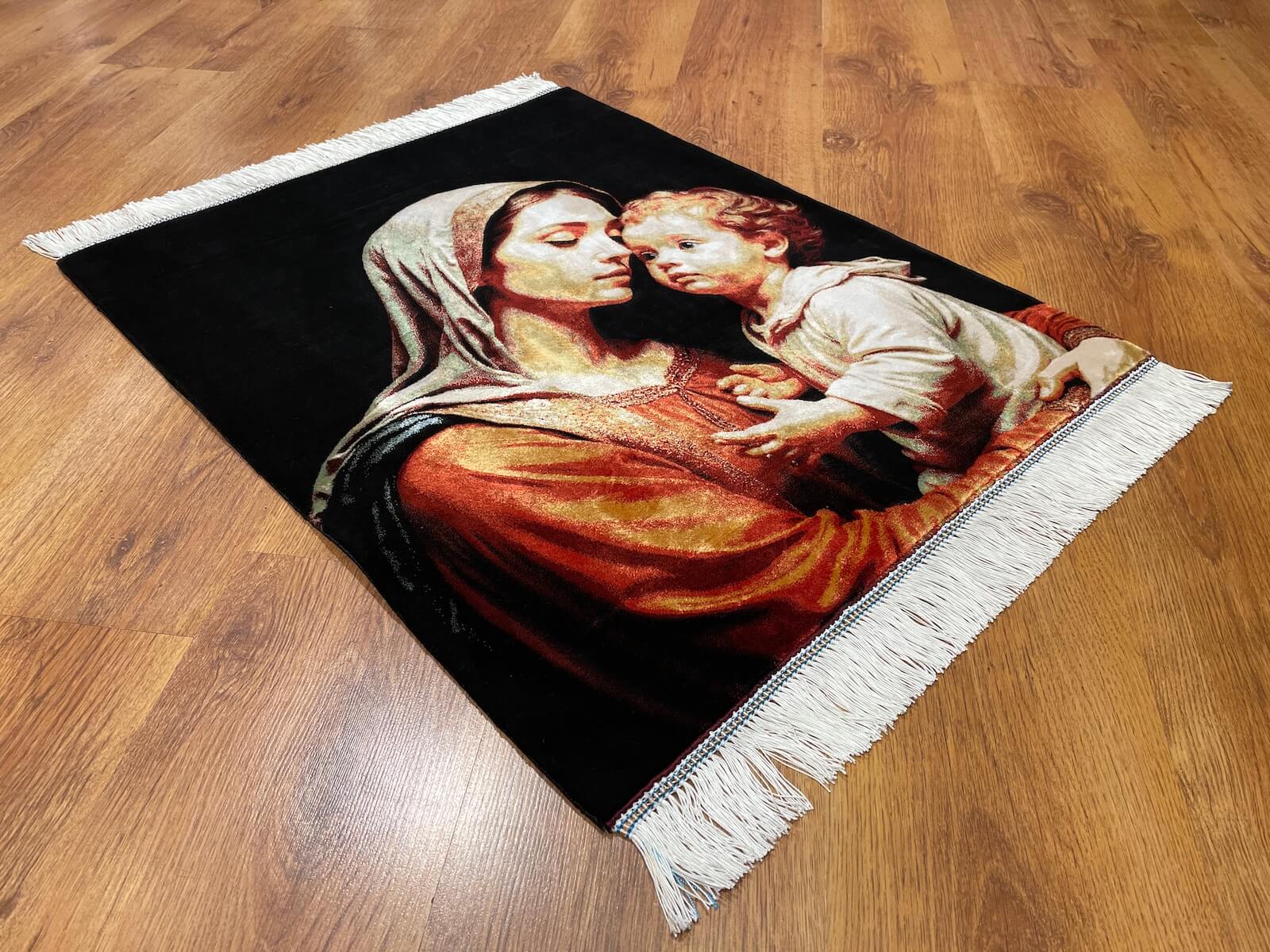 Meryem Ana Temalı Tablo Bambu Halı