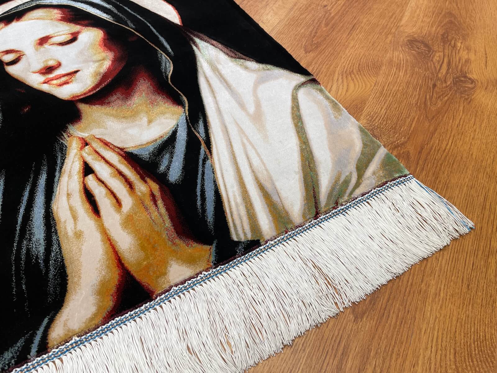 Meryem Ana Temalı Tablo Bambu Halı