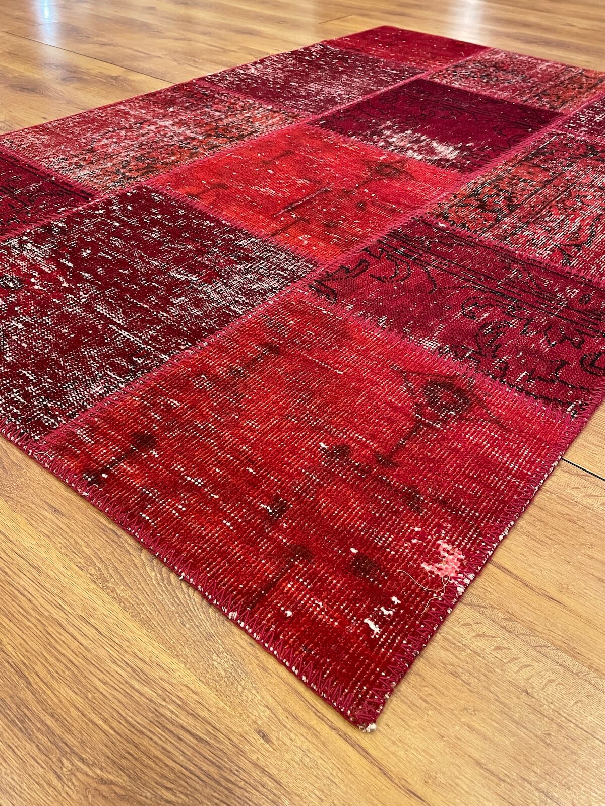 Patchwork Kırmızı El Dokuma Halı