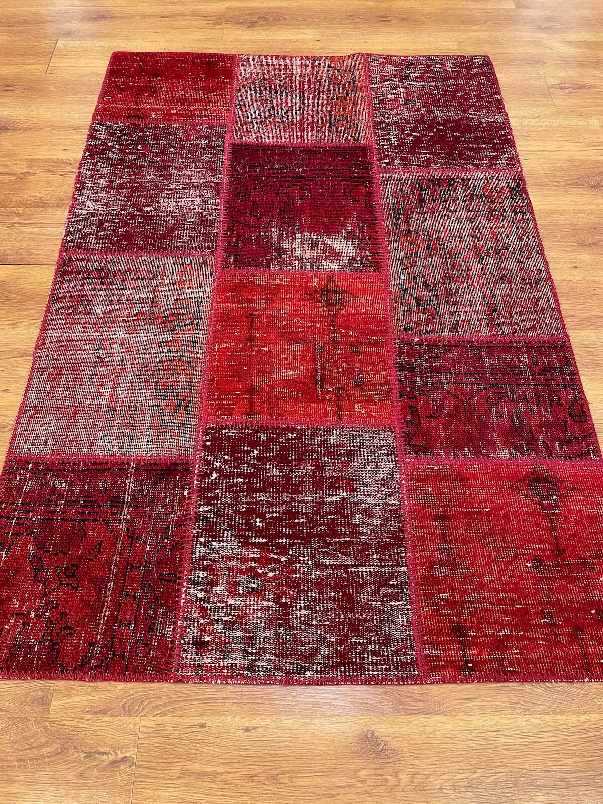 Patchwork Kırmızı El Dokuma Halı