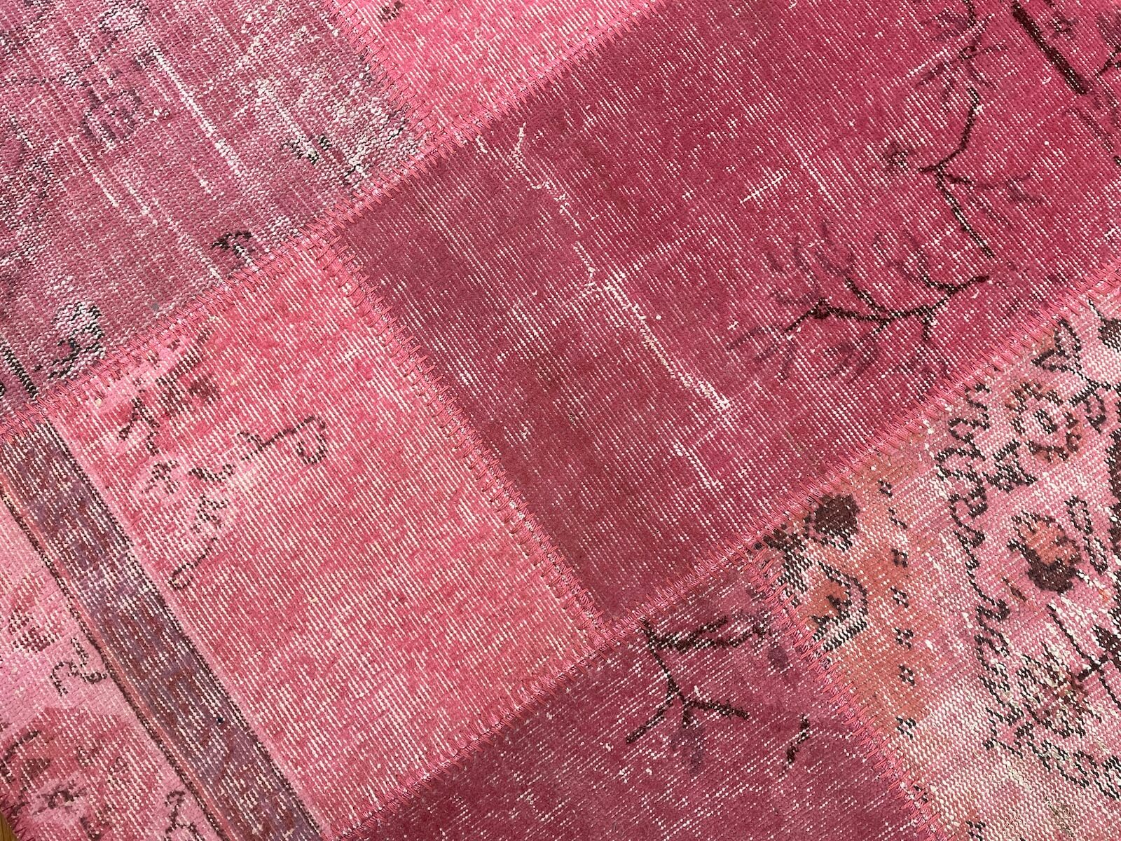 Patchwork Pembe El Dokuma Halı