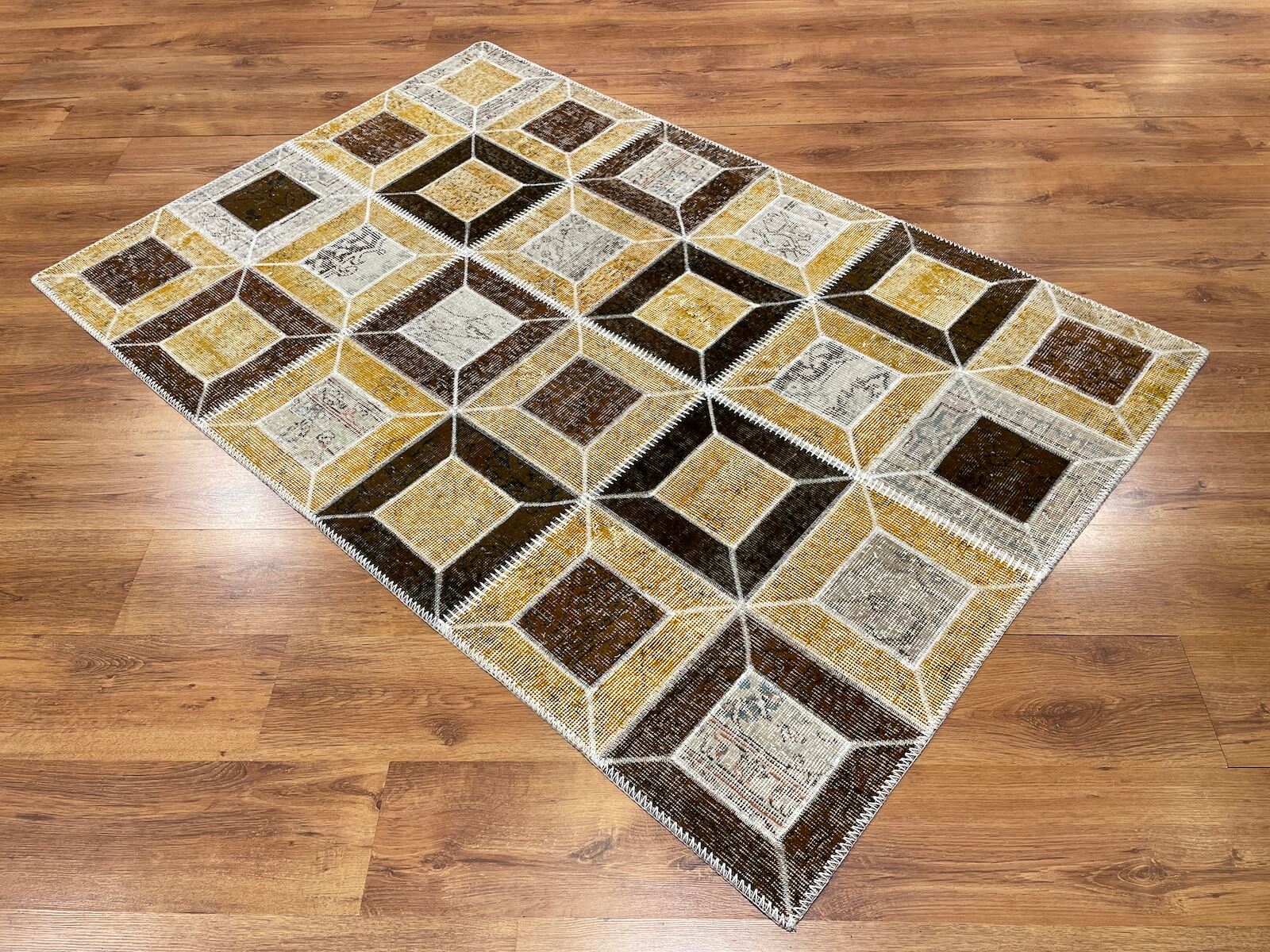 Patchwork Sarı Kahverengi El Dokuma Halı