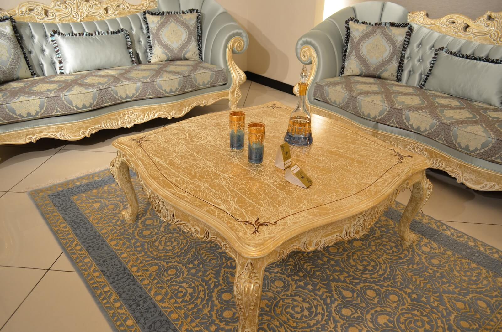 Pelas İpekli Uşak El Dokuma Halı