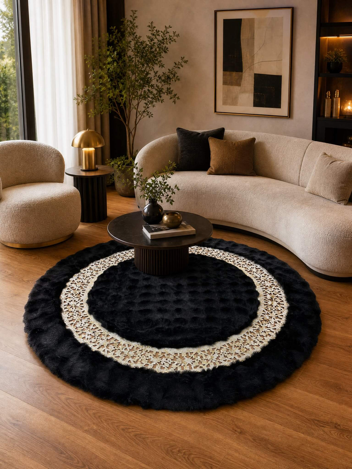 Lazer Kesim Siyah Yuvarlak Peluş Halı