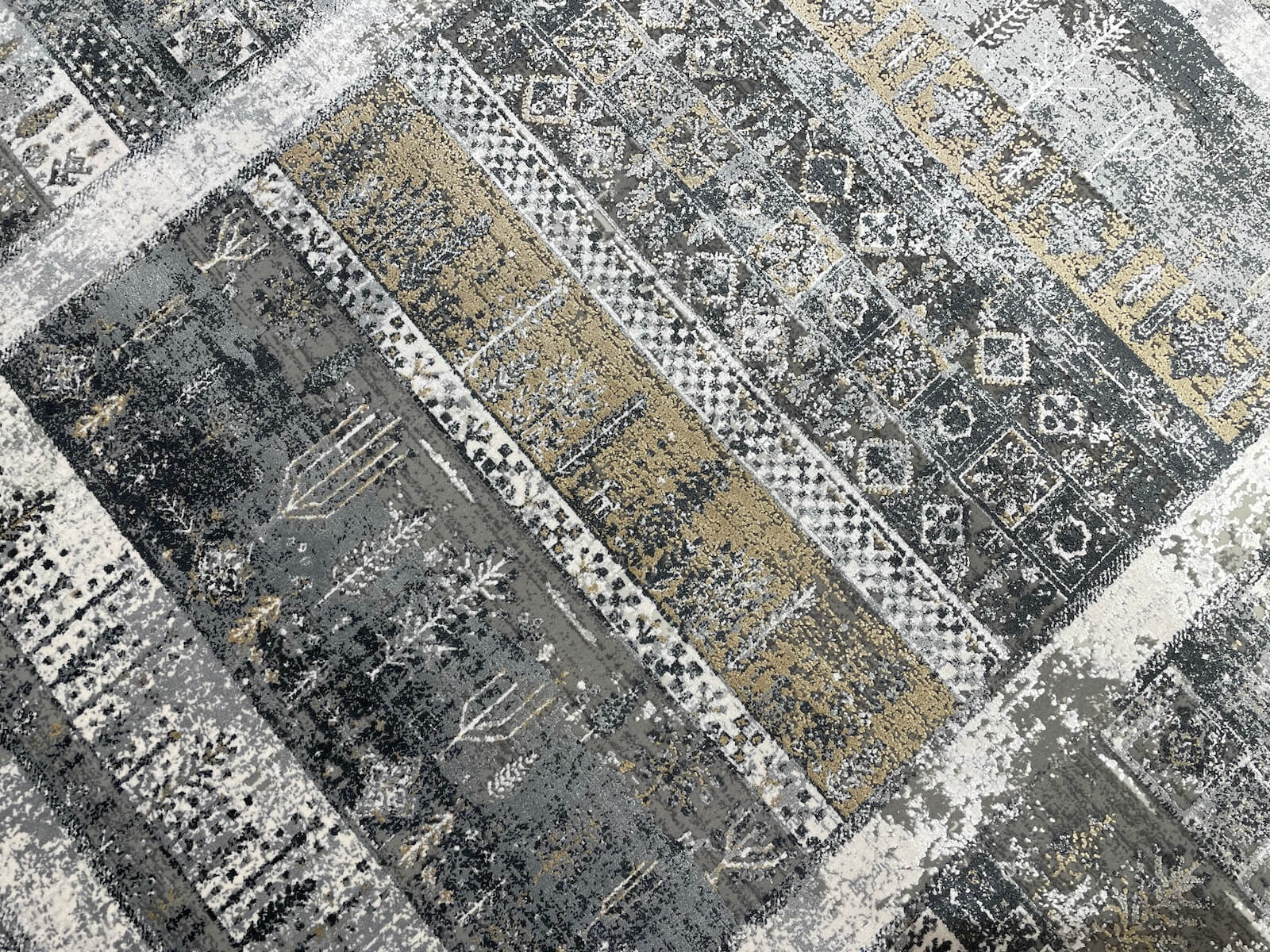 Quality Carpet Bambu Halı Tribal Gri