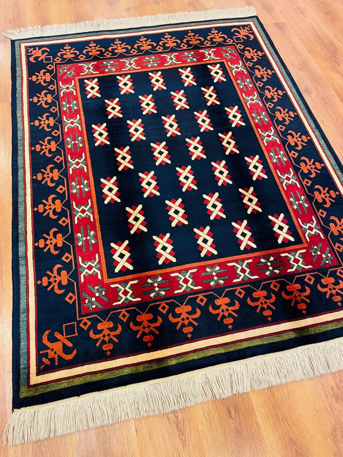 Sahra Uşak El Dokuma Halı