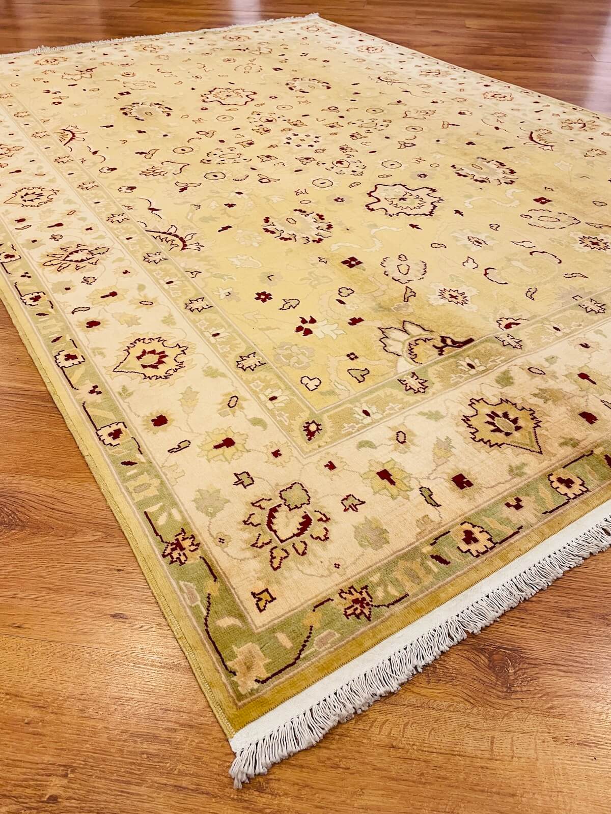 Sahra Uşak El Dokuma Halı