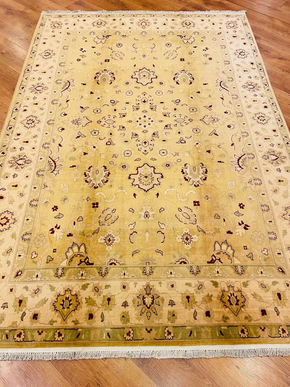 Sahra Uşak El Dokuma Halı