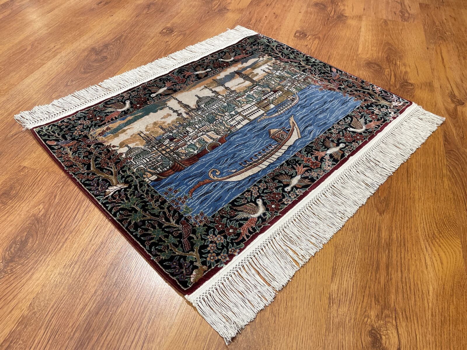 Saltanat Kayığı Desenli Tablo Bambu Halı