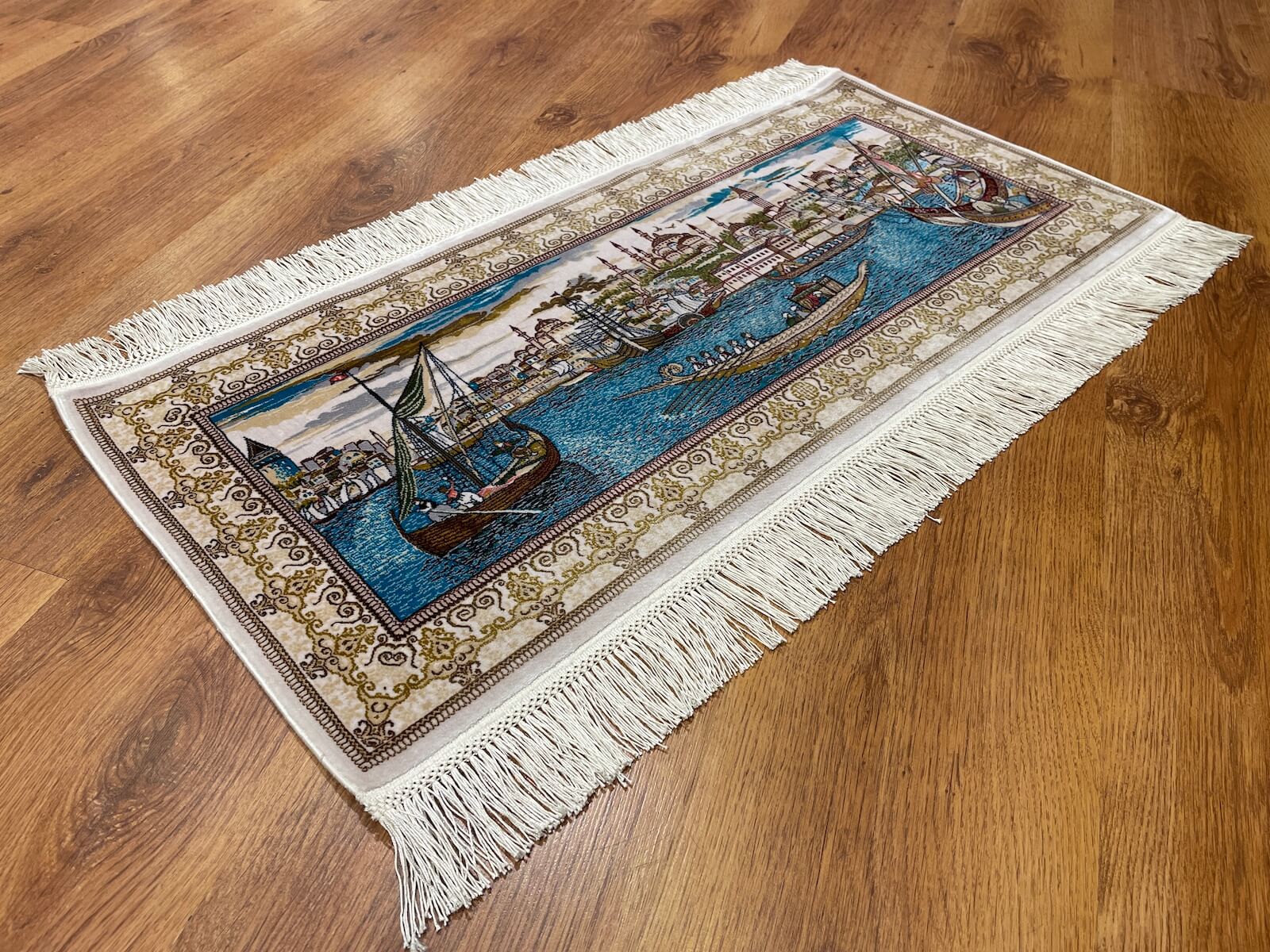 Saltanat Kayığı Desenli Tablo Bambu Halı