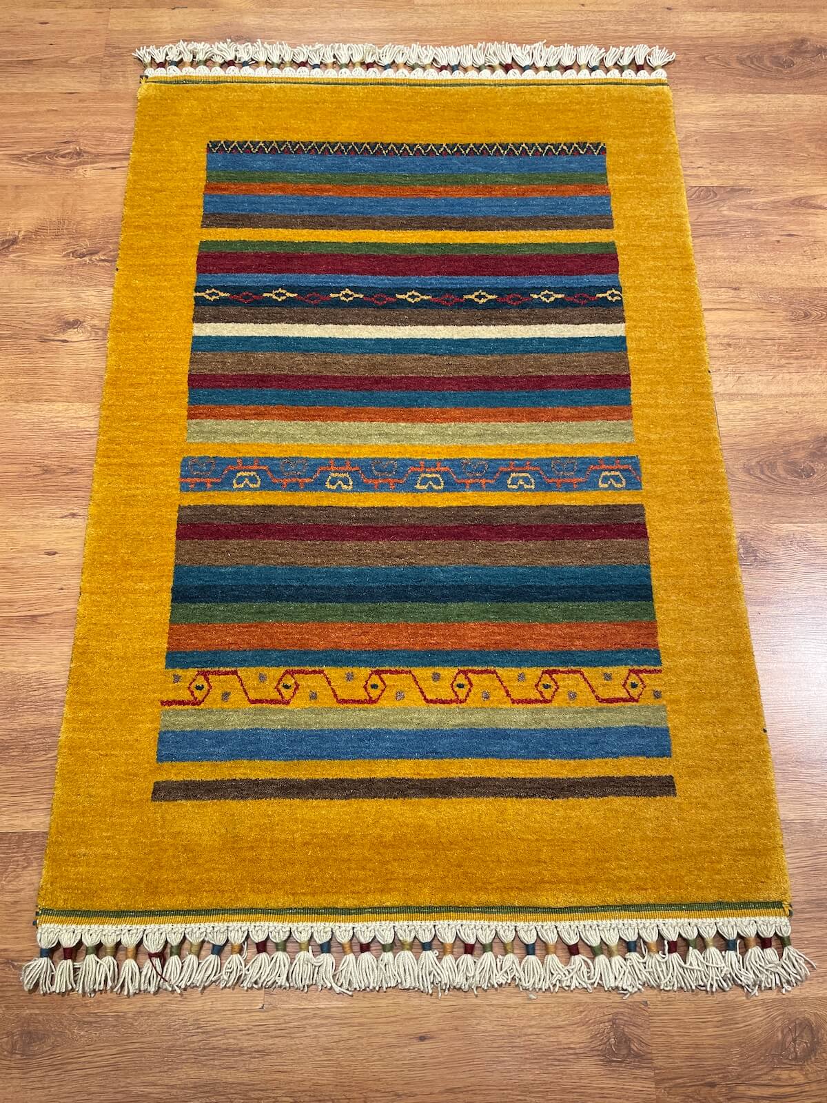 Tribal El Dokuma Sarı Yün Halı